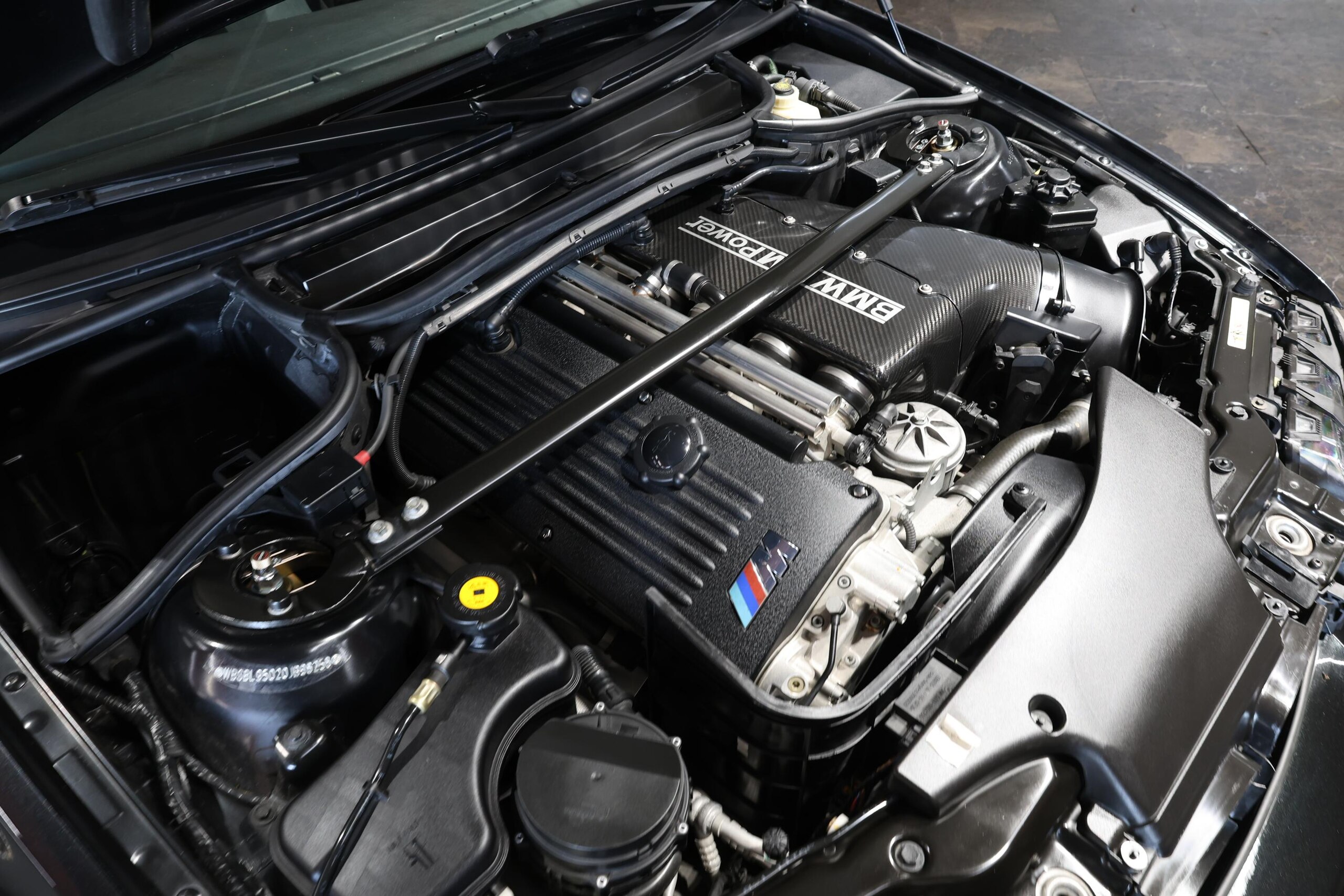 2003 BMW M3 CSL — Photo 28 / 46