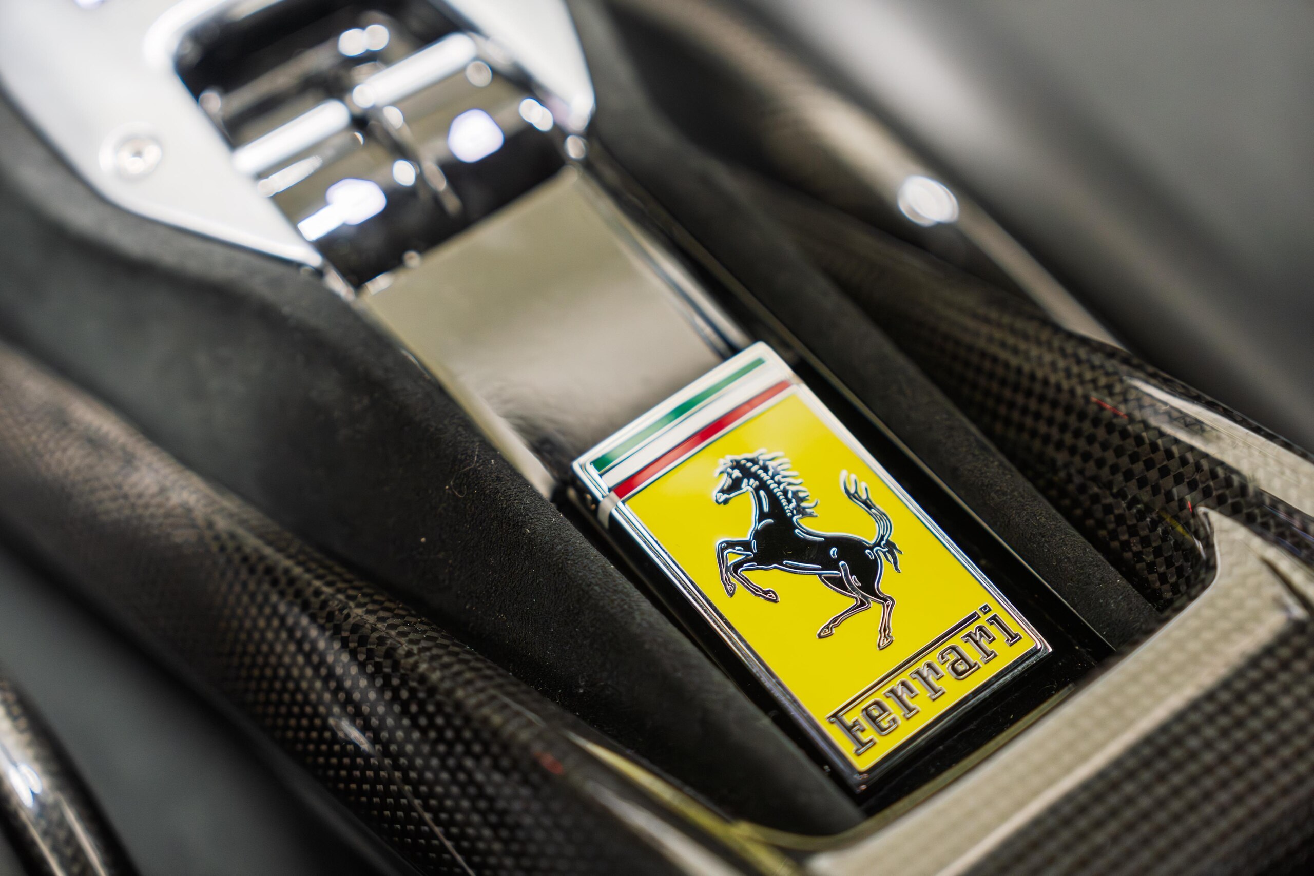 2021 Ferrari SF90 Stradale — Photo 16 / 21