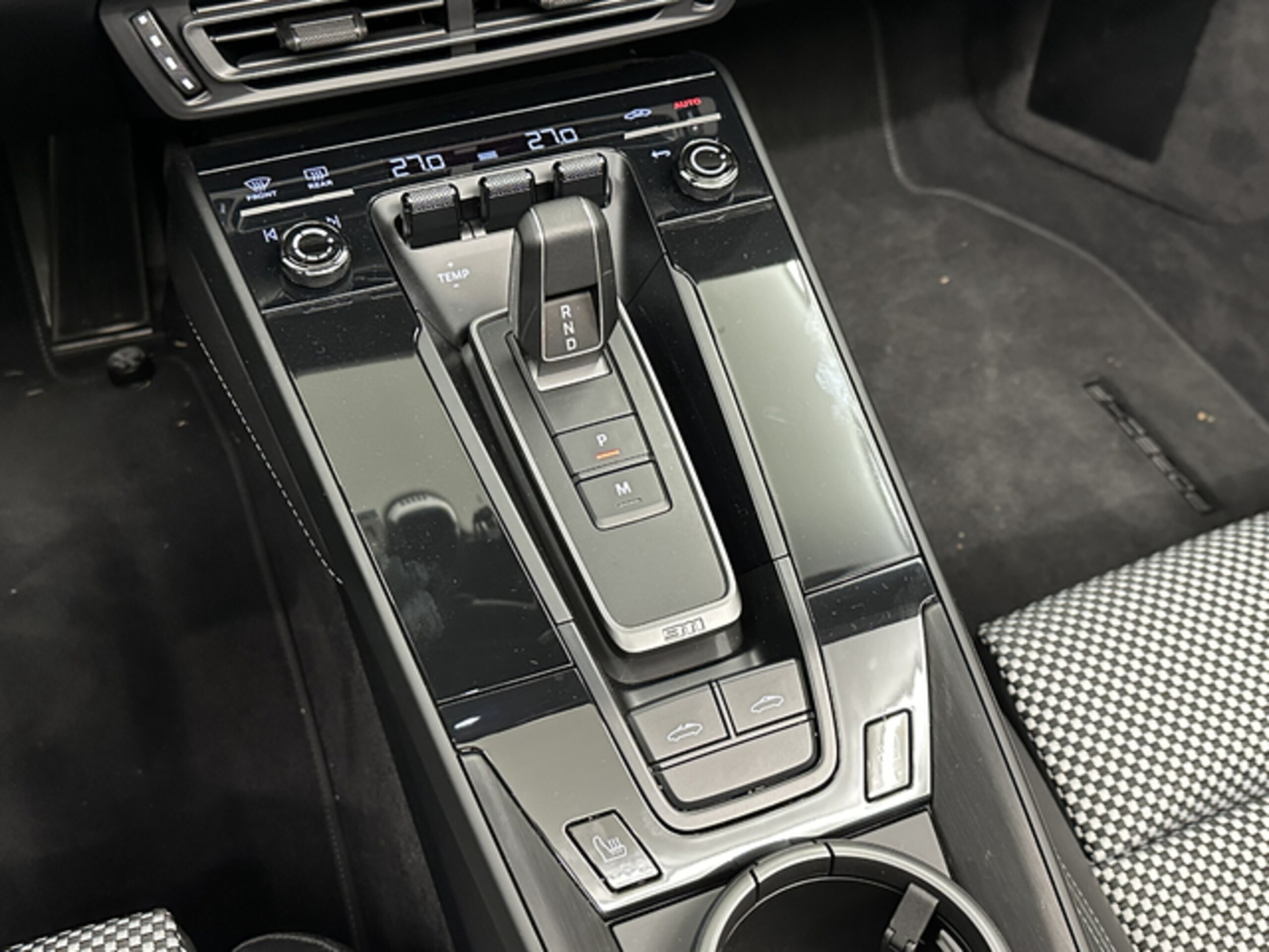 2023 Porsche 911 Targa — Photo 13 / 14