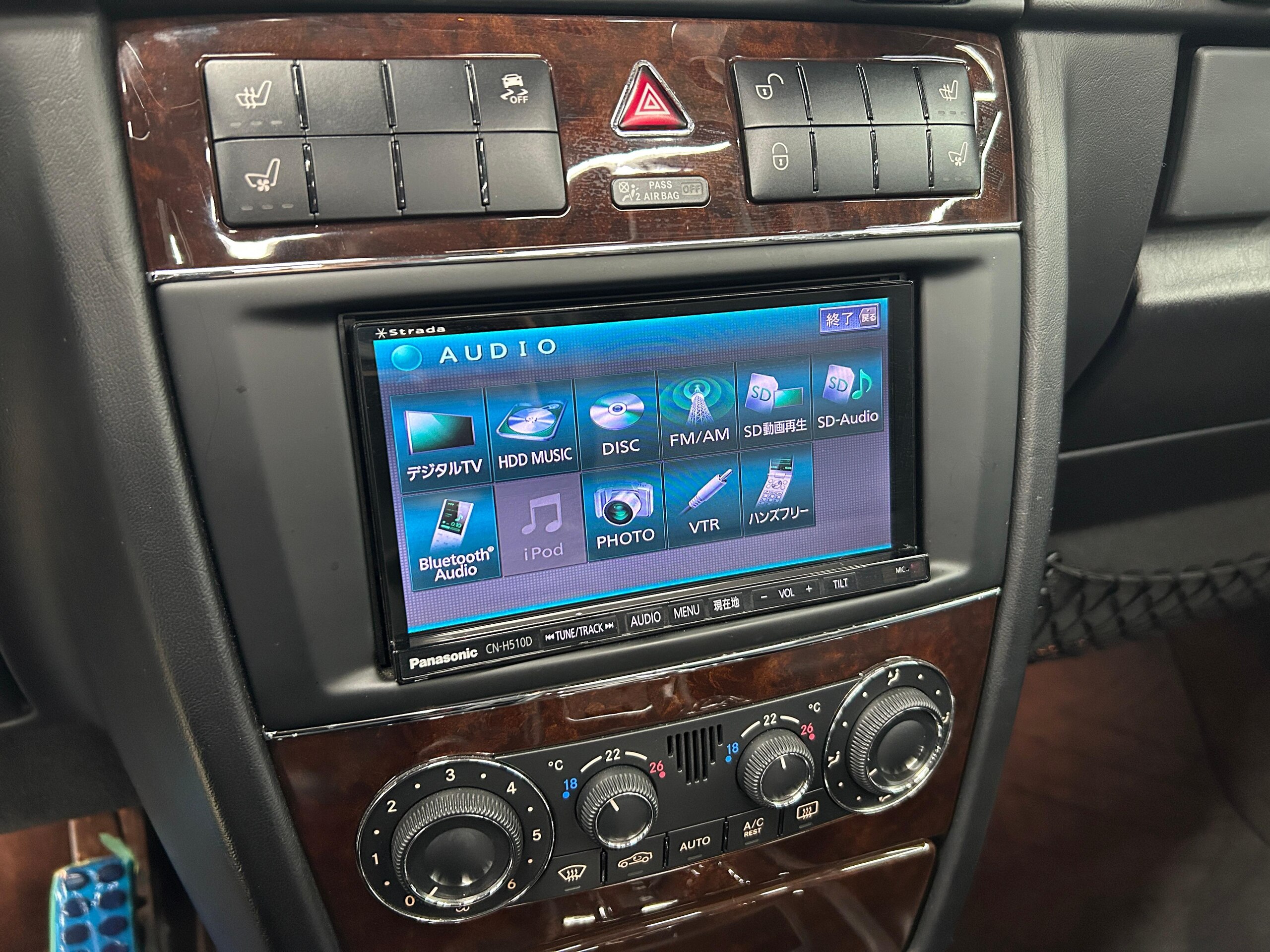 2012 Mercedes Benz G350 Cabriolet — Photo 12 / 18