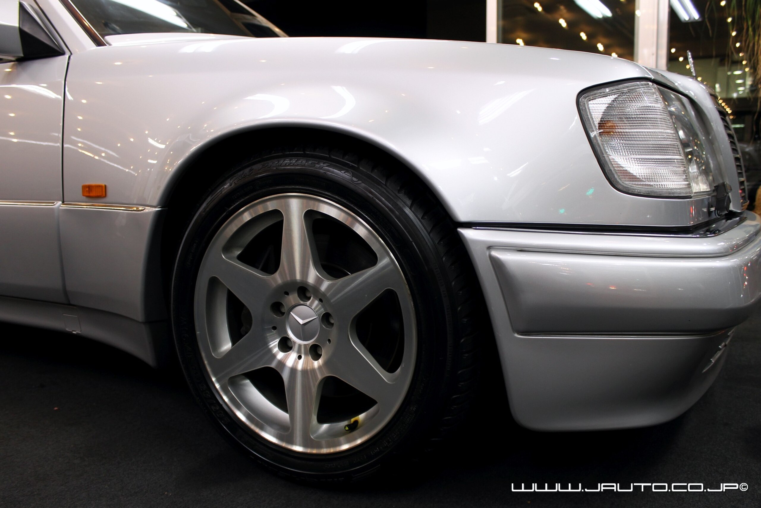 1994 Mercedes Benz E500 — Photo 12 / 14