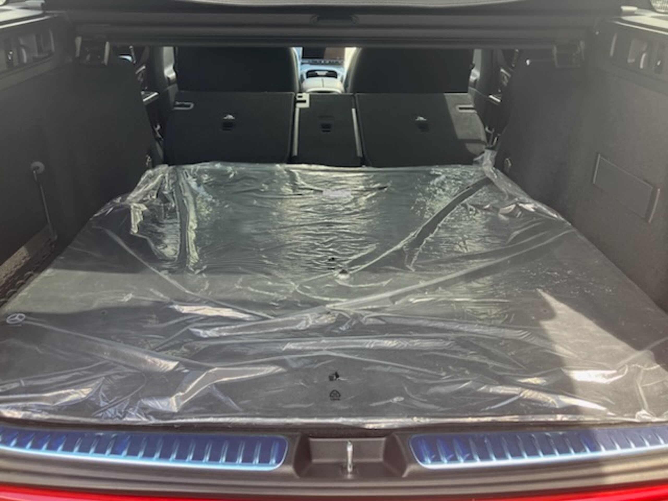 2025 Mercedes Benz C43 AMG — Photo 19 / 19