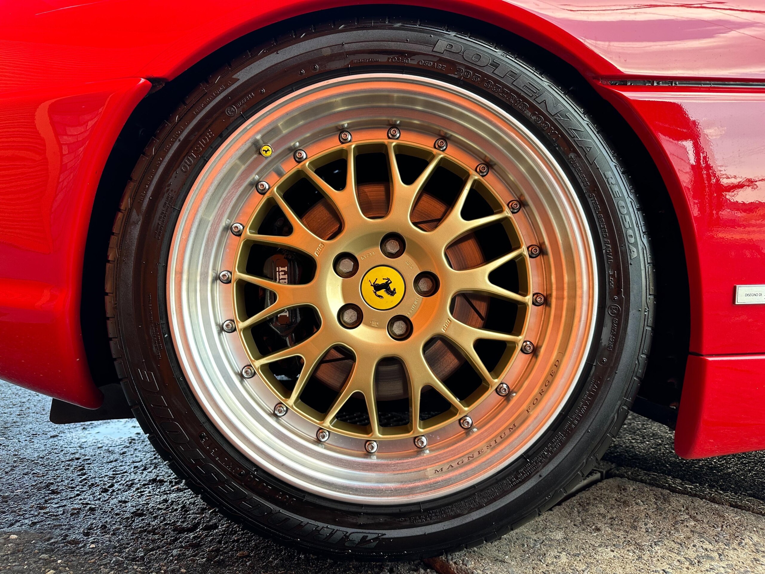 1995 Ferrari F355 GTS — Photo 41 / 44