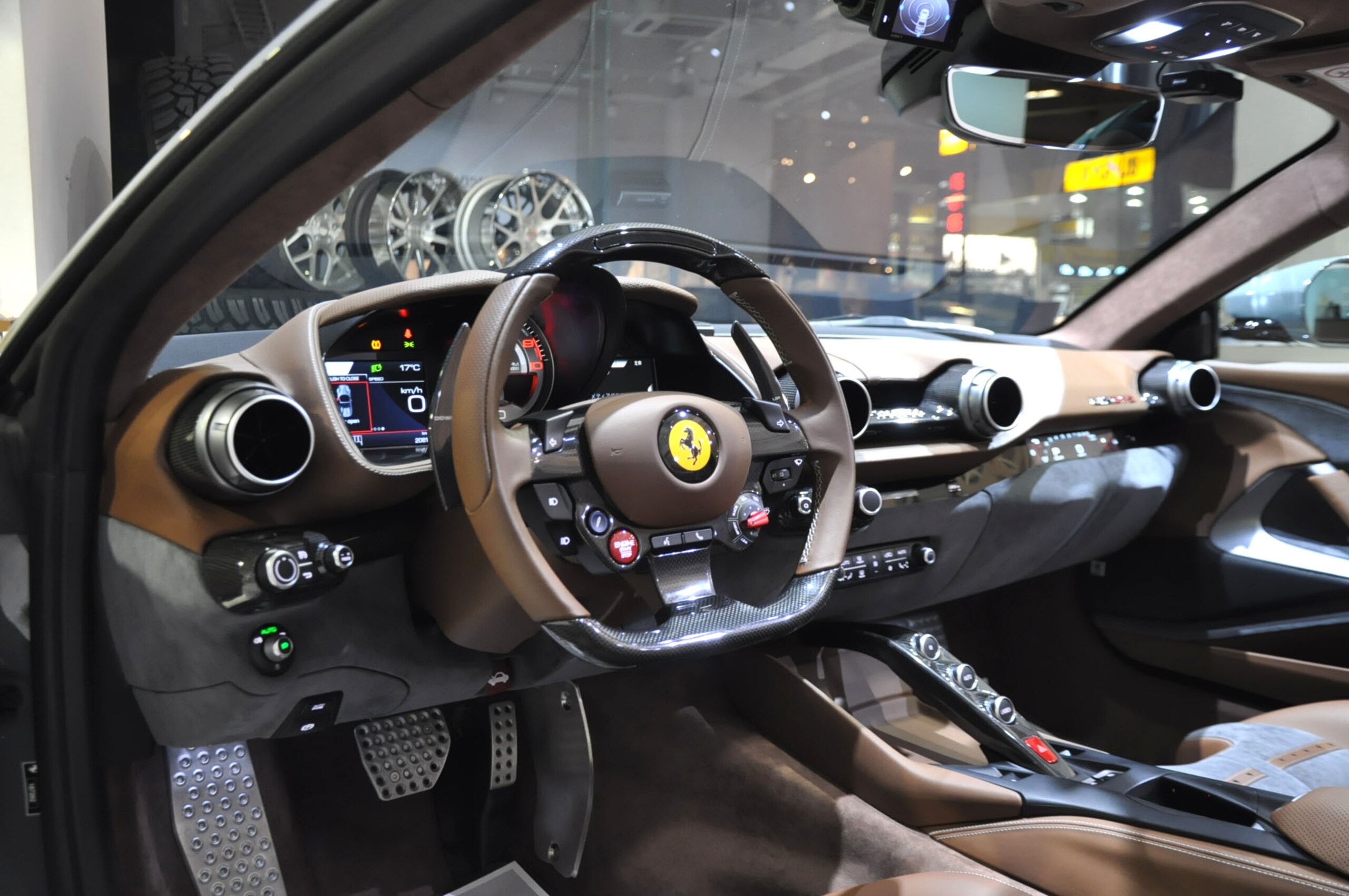 2021 Ferrari 812GTS — Photo 8 / 20
