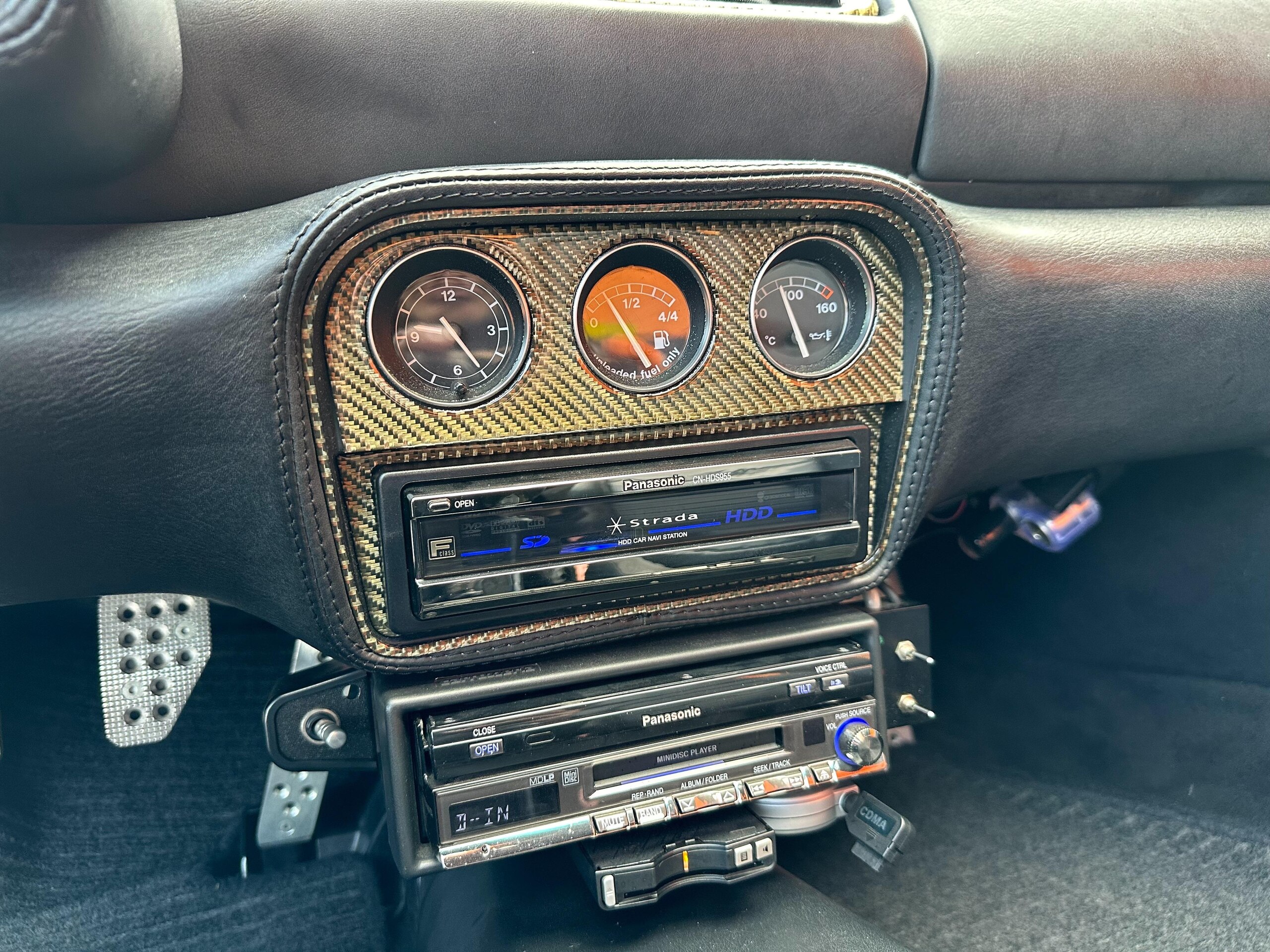 1995 Ferrari F355 GTS — Photo 23 / 44