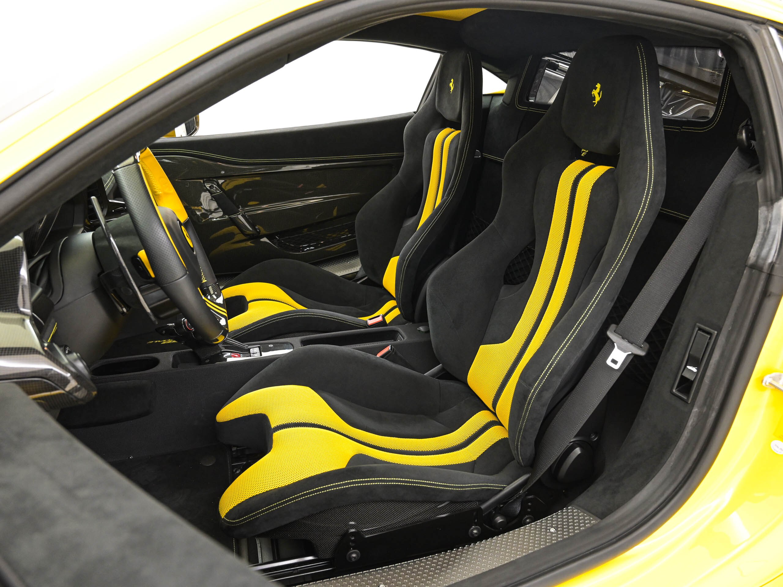 2015 Ferrari 458 Speciale — Photo 6 / 15