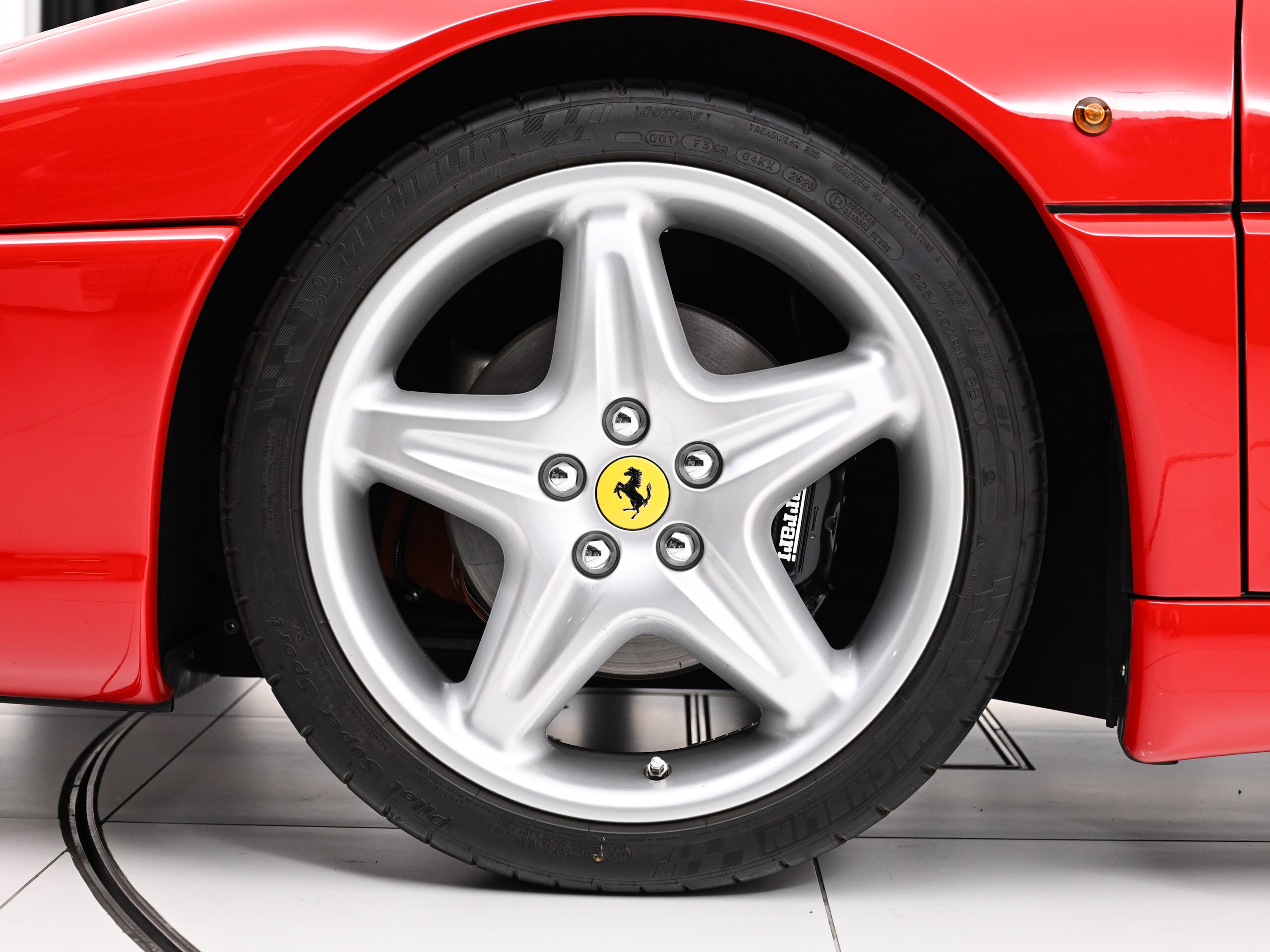 1997 Ferrari F355 Berlinetta — Photo 11 / 12
