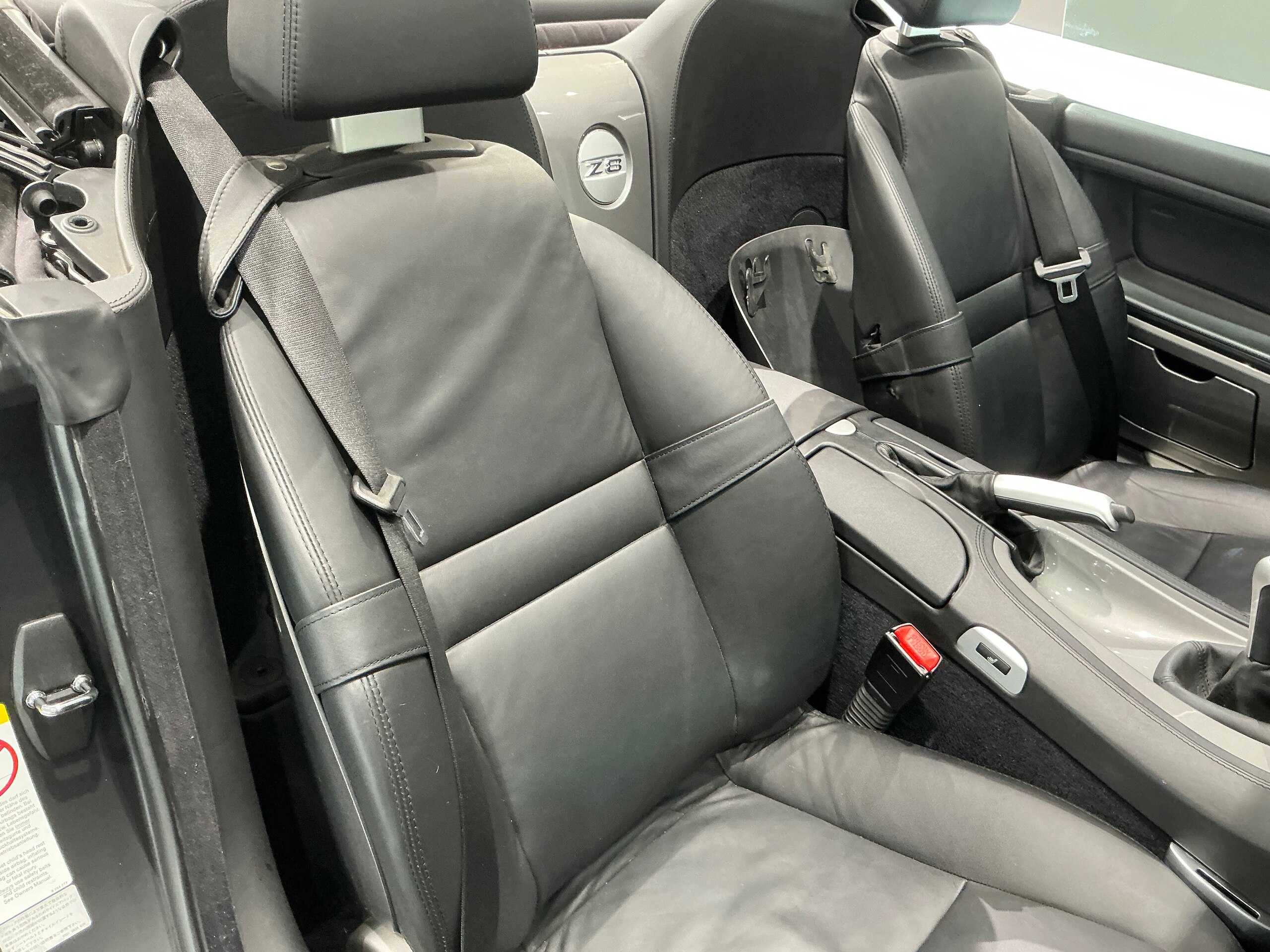 2000 BMW Z8 — Photo 17 / 19