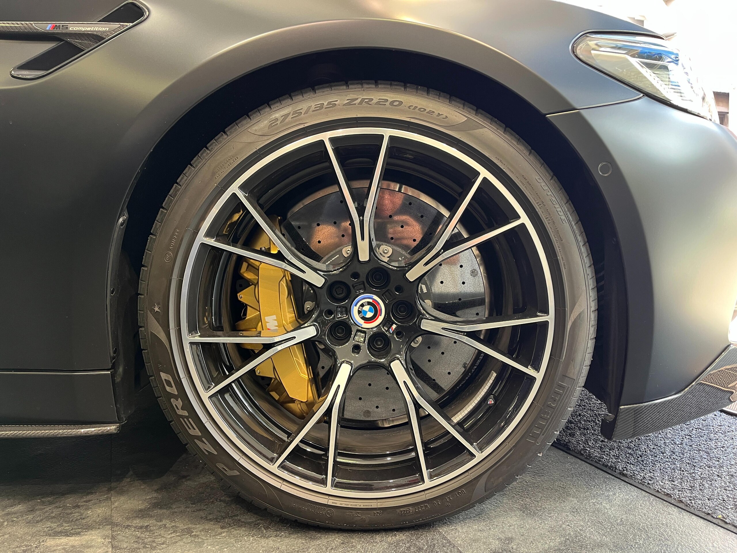 2023 BMW M5 Competition — Photo 24 / 26