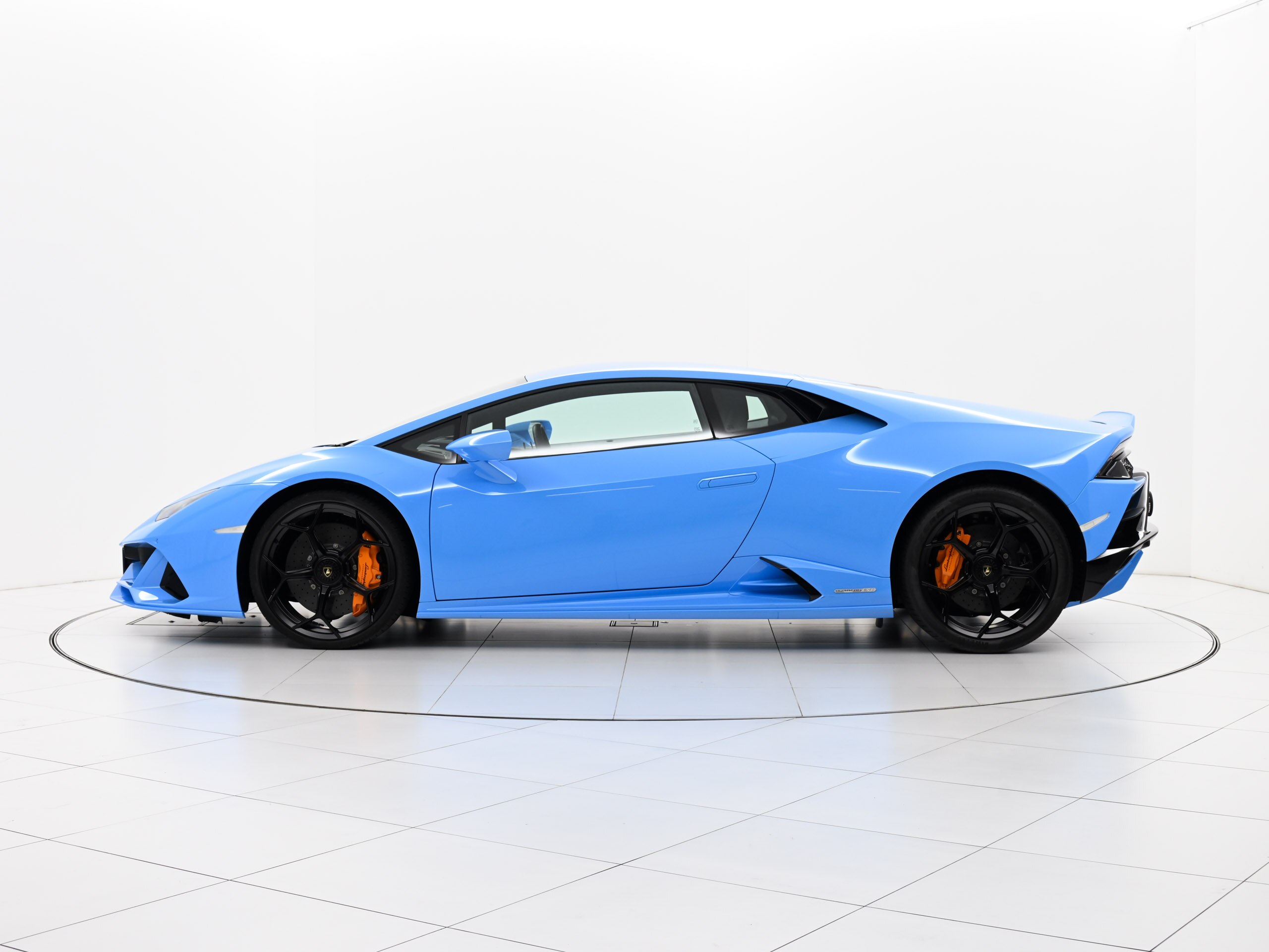 2022 Lamborghini Huracán EVO — Photo 6 / 27