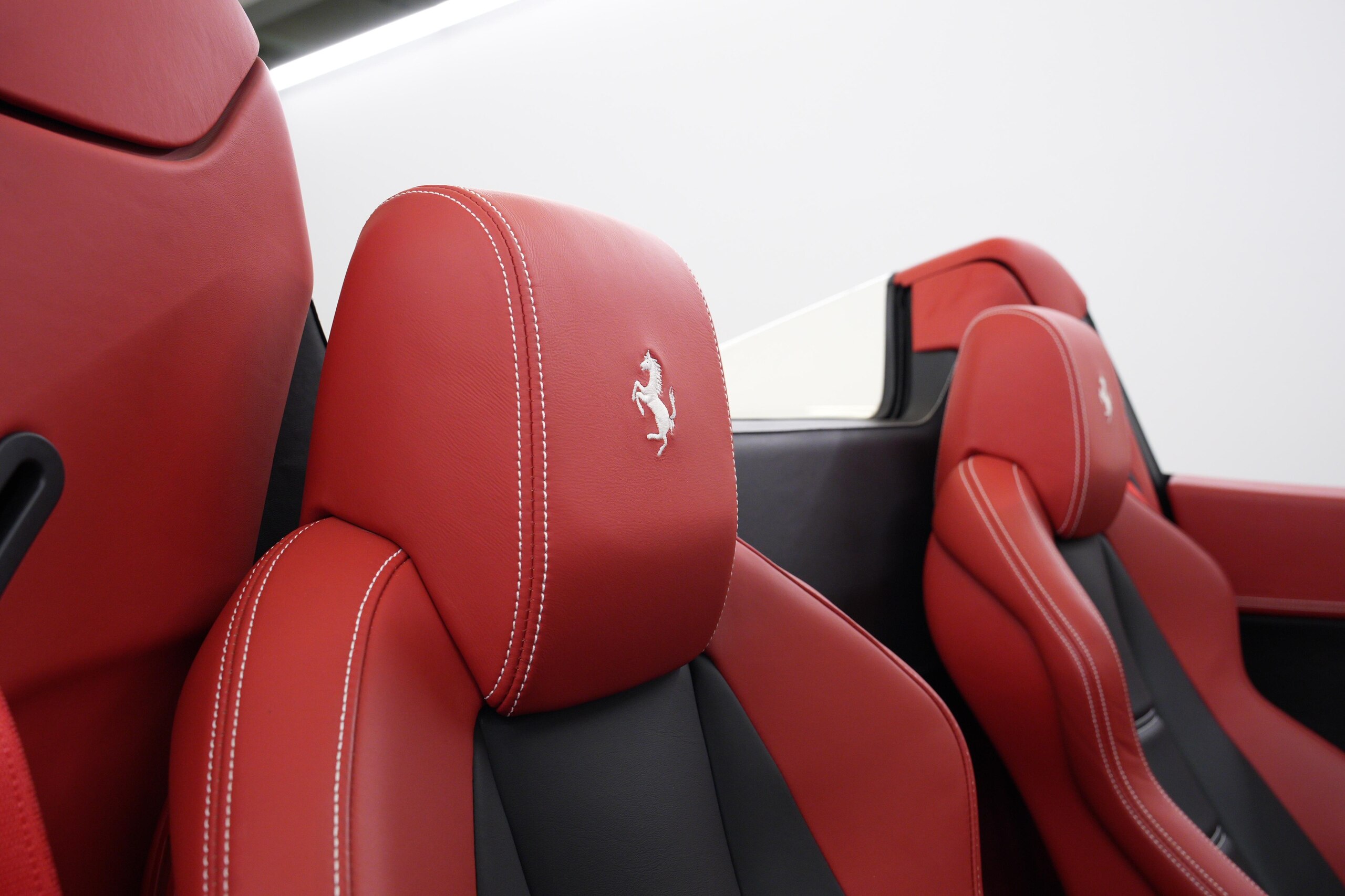 2013 Ferrari 458 Spider — Photo 26 / 34