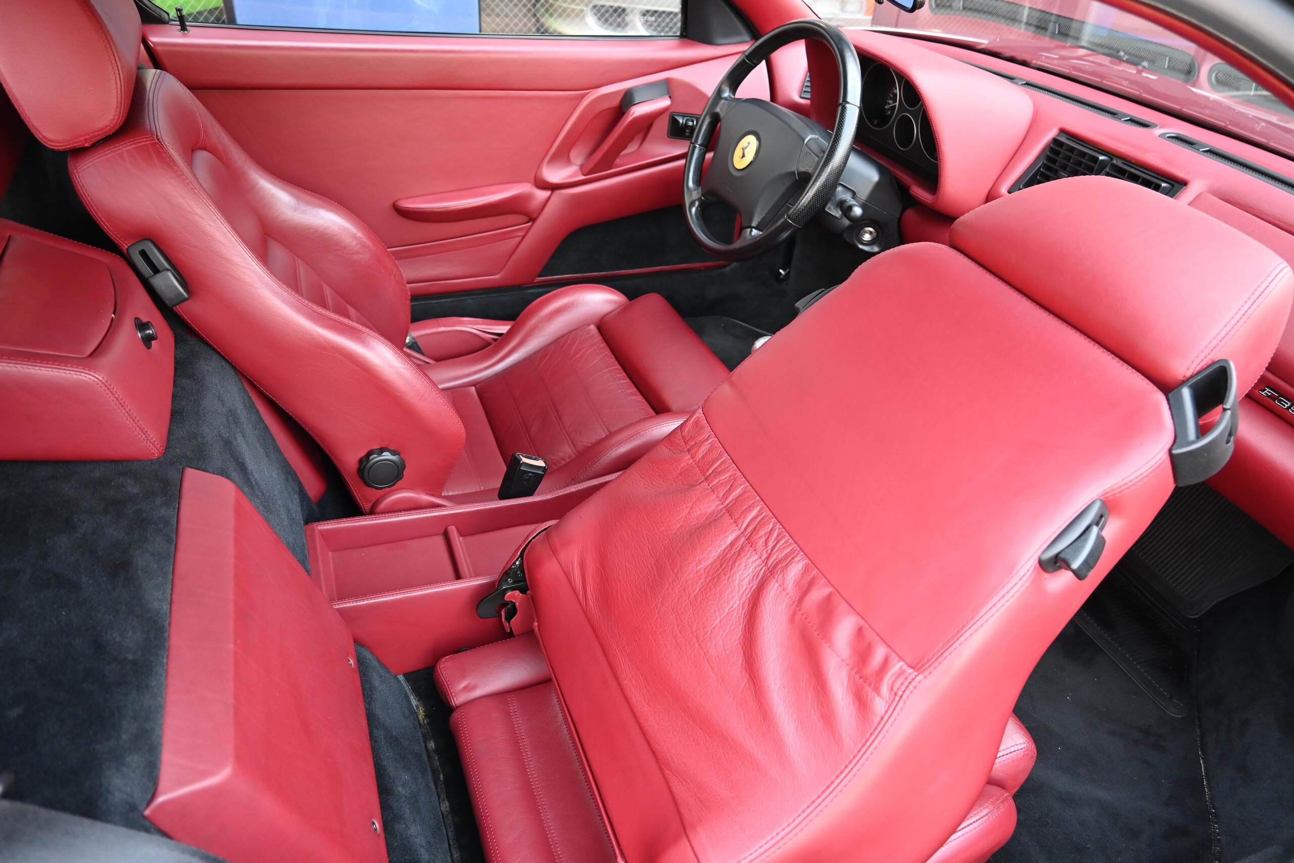 1997 Ferrari F355 Berlinetta — Photo 17 / 31