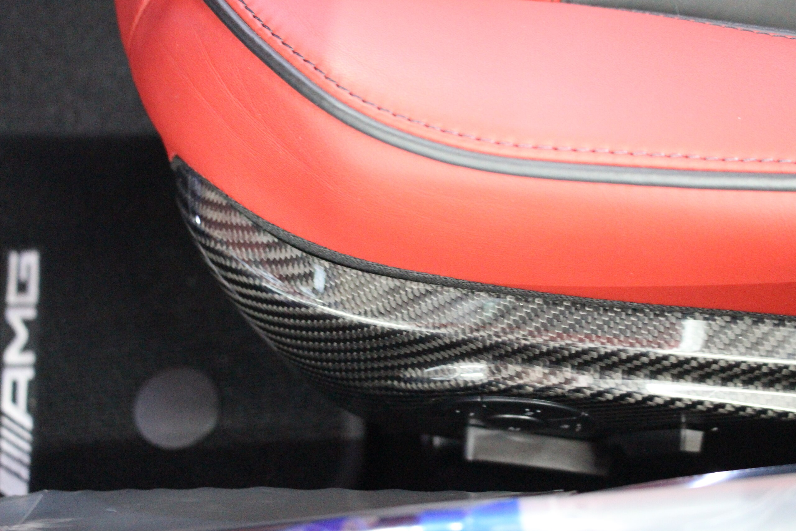 2010 Mercedes Benz SLS AMG — Photo 18 / 20