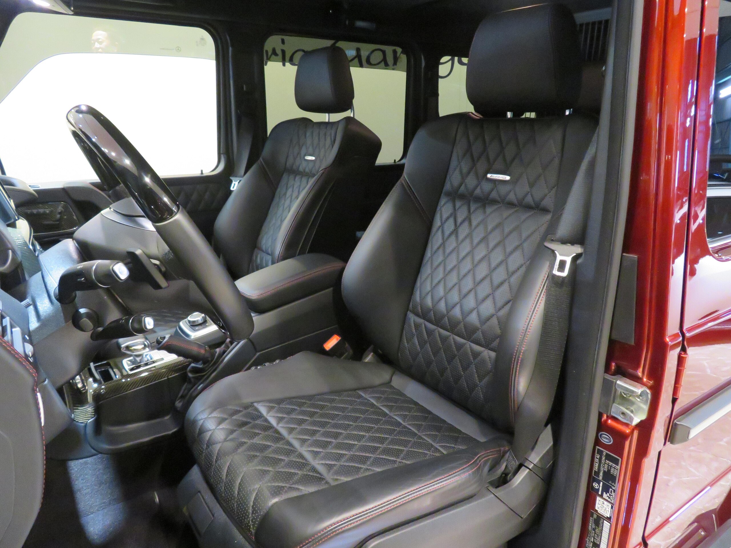 2015 Mercedes Benz G63 AMG — Photo 9 / 20
