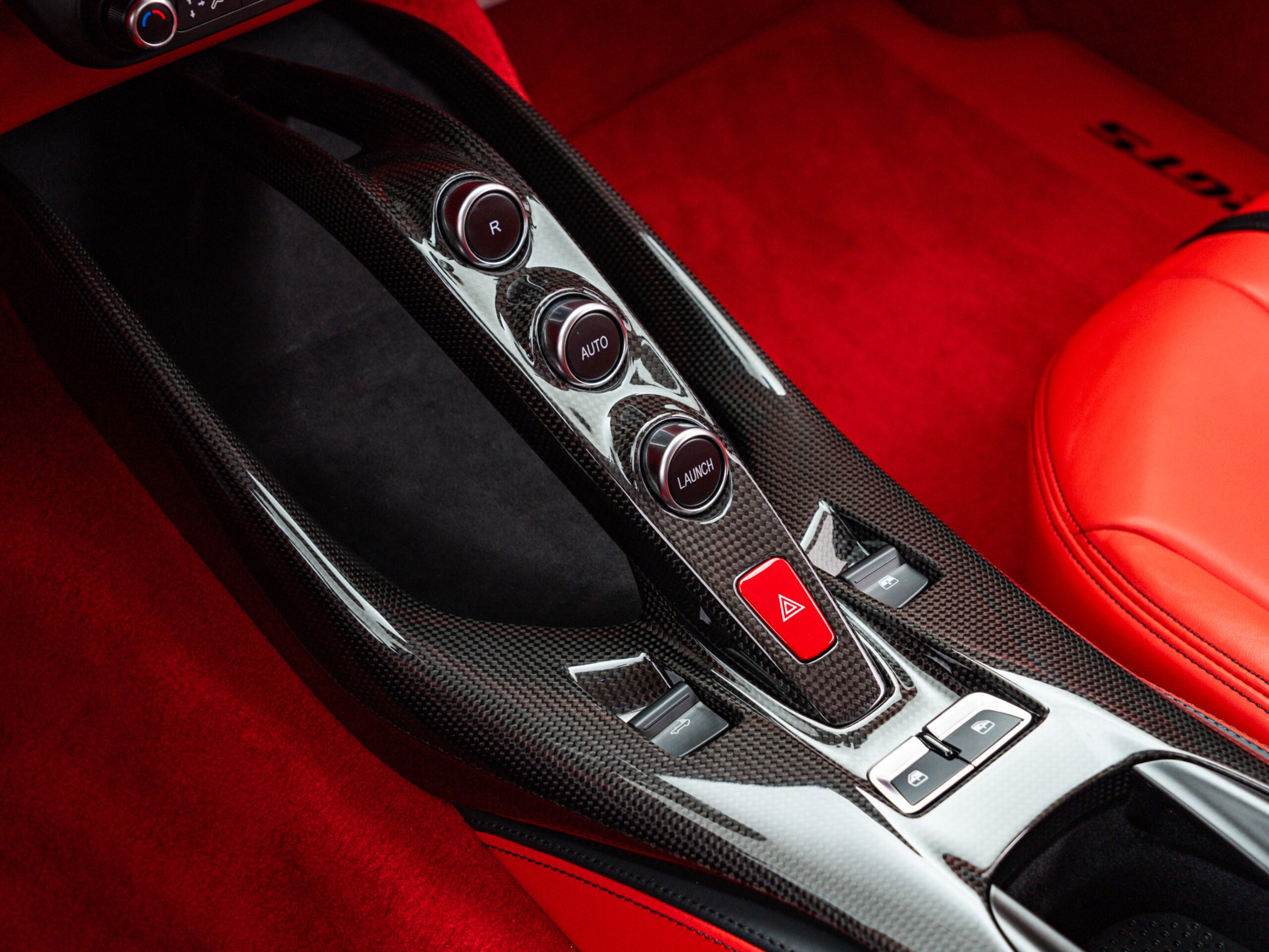 2022 Ferrari 812GTS — Photo 32 / 51