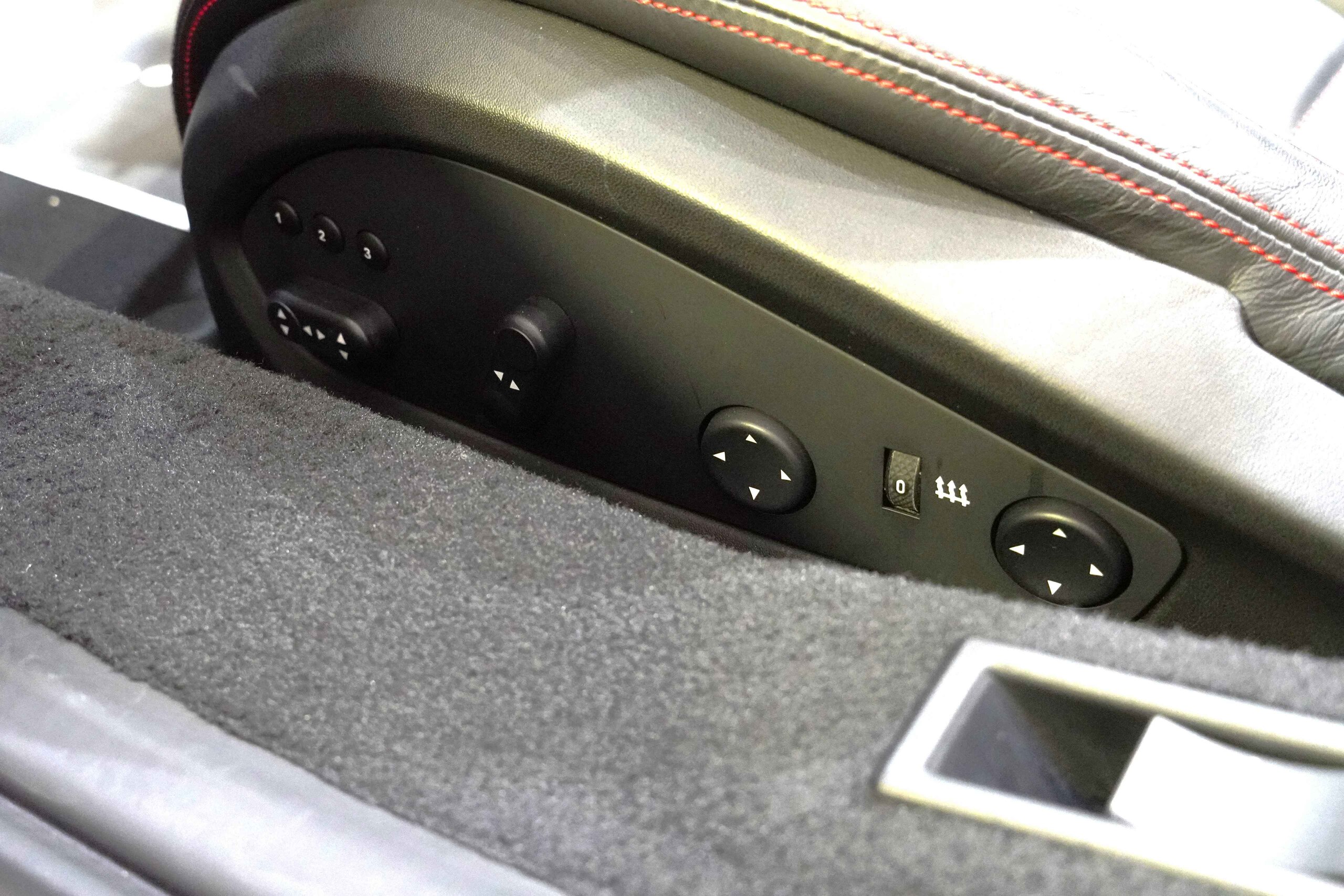 2012 Ferrari 458 Spider — Photo 19 / 34