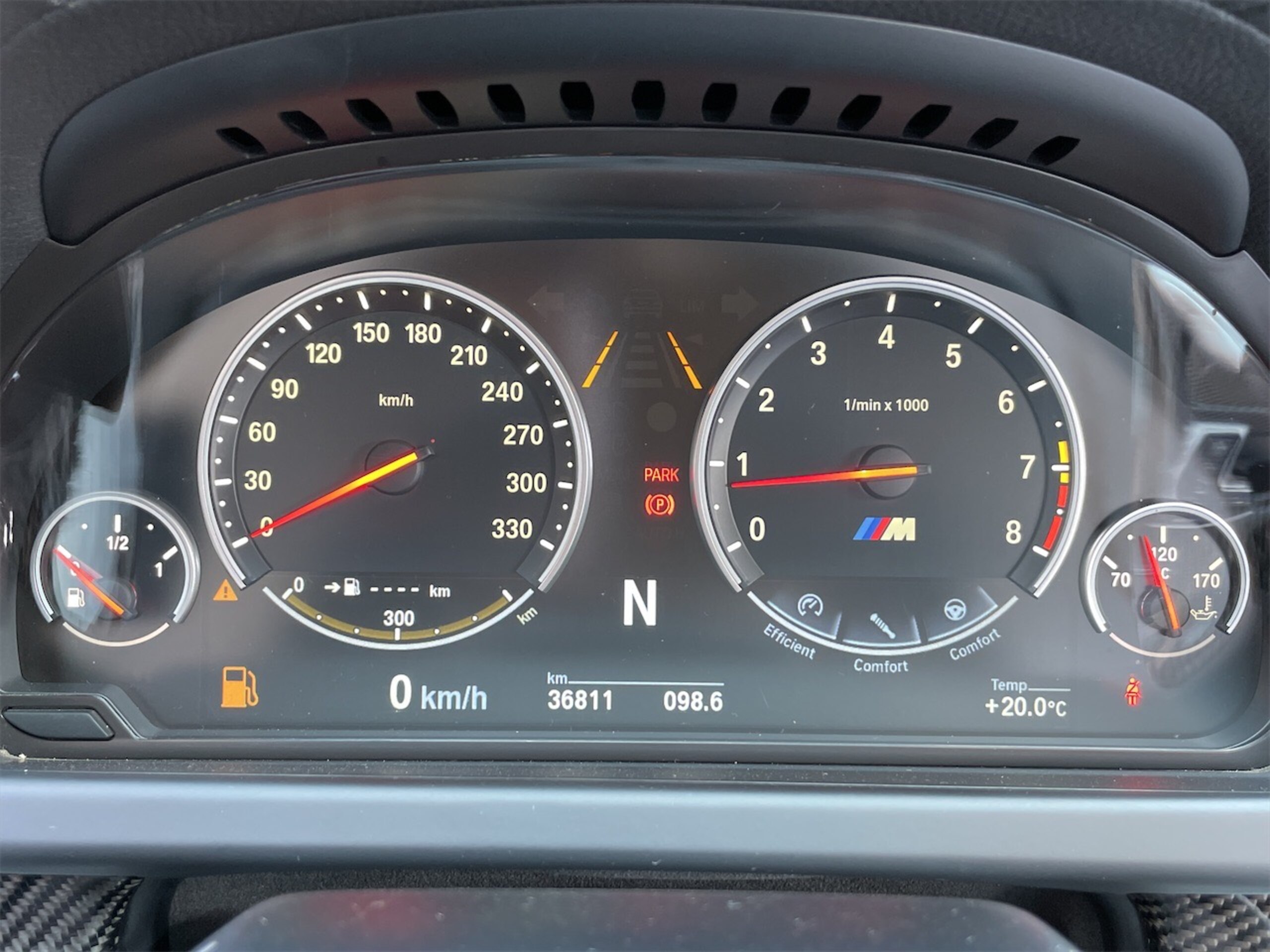 2014 BMW M6 Cabriolet — Photo 18 / 37
