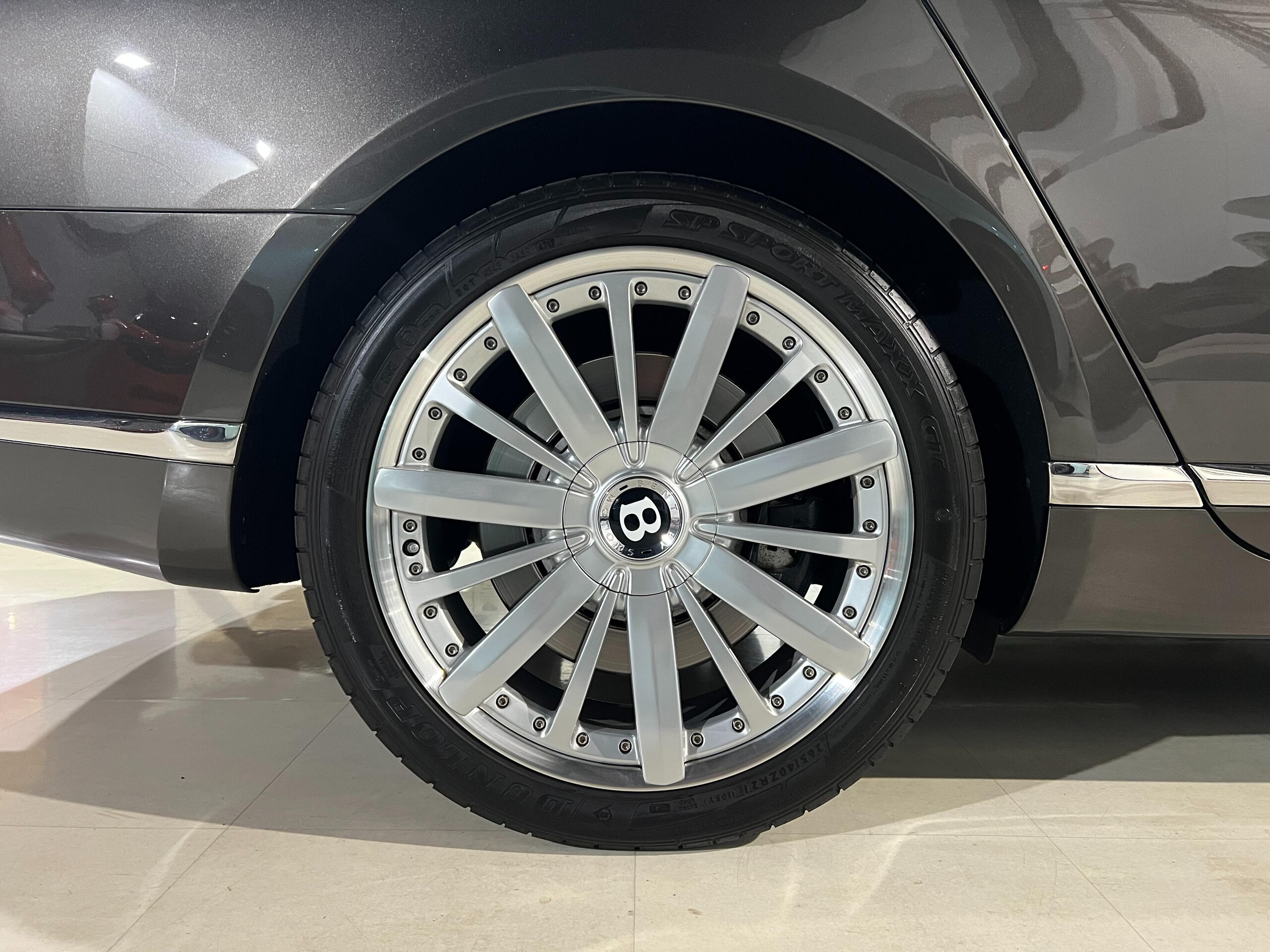 2014 Bentley Mulsanne — Photo 33 / 34