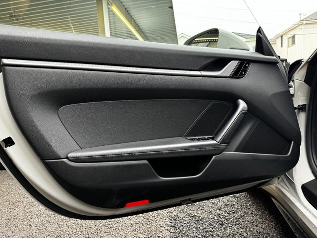 2019 Porsche 911 Carrera S — Photo 11 / 33