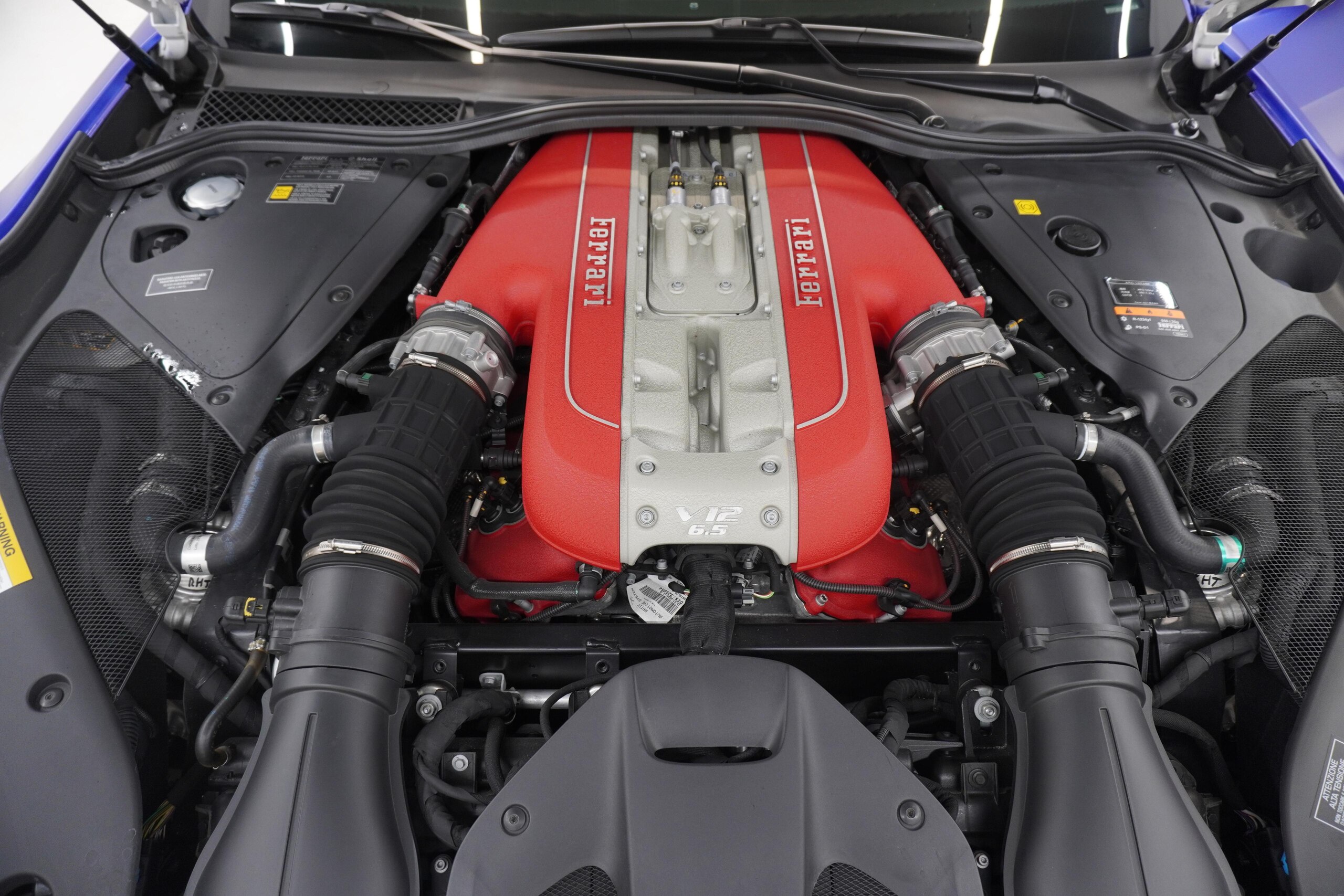 2021 Ferrari 812GTS — Photo 20 / 22