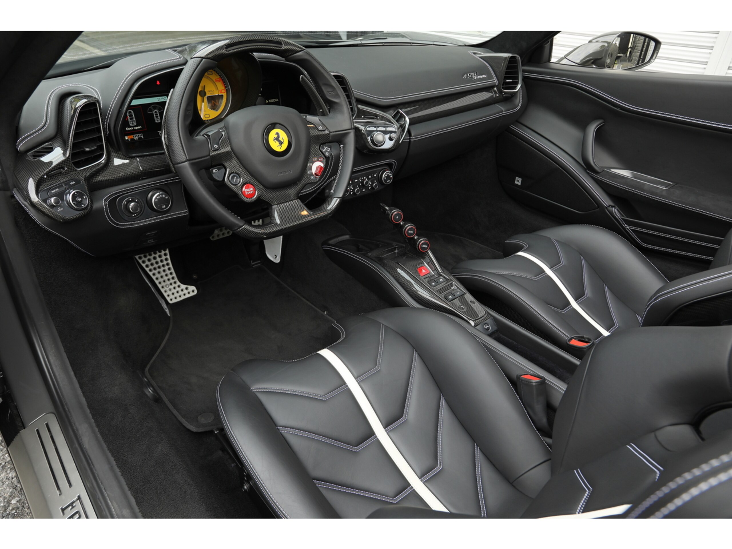 2014 Ferrari 458 Spider — Photo 9 / 21