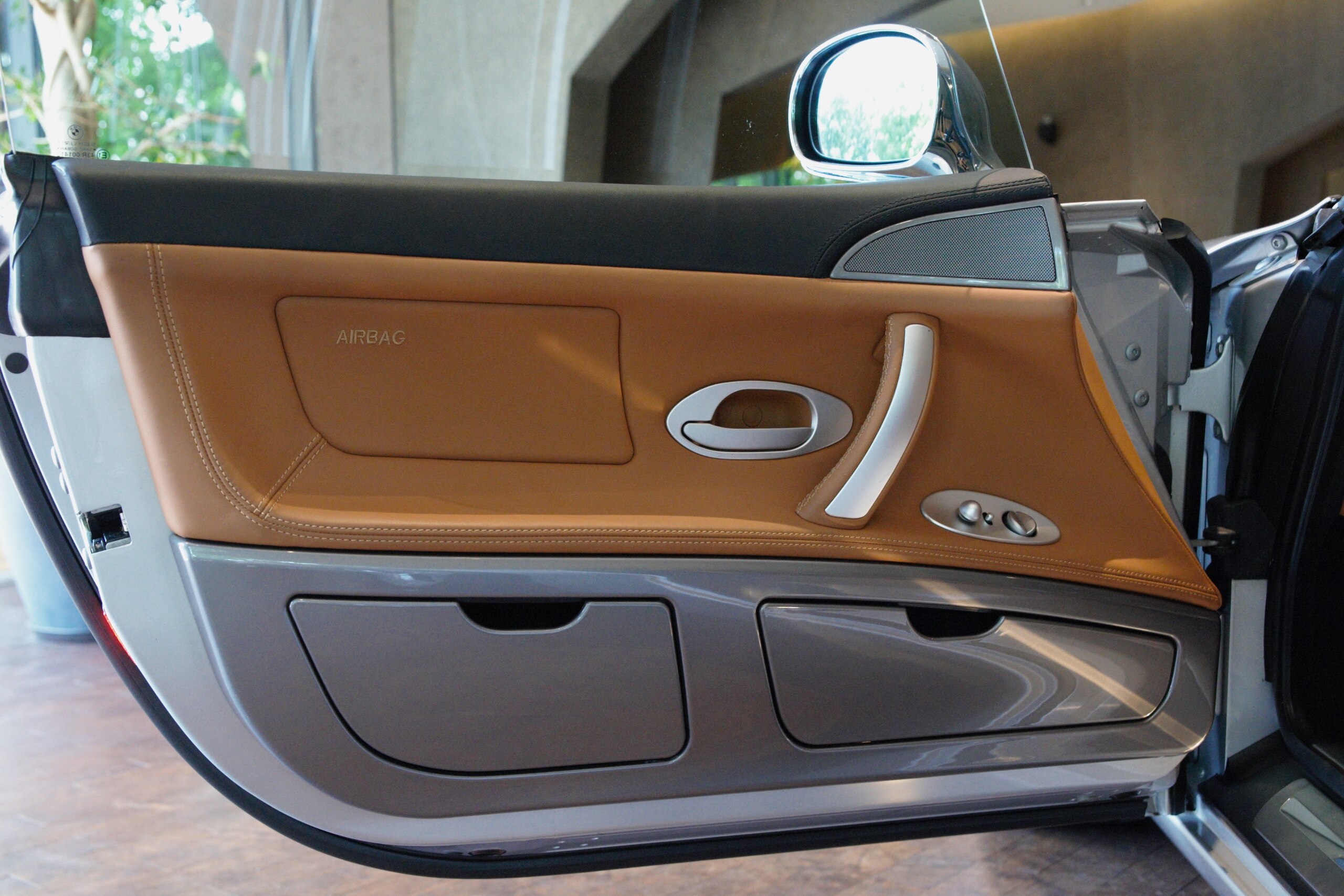 2000 BMW Z8 — Photo 7 / 18