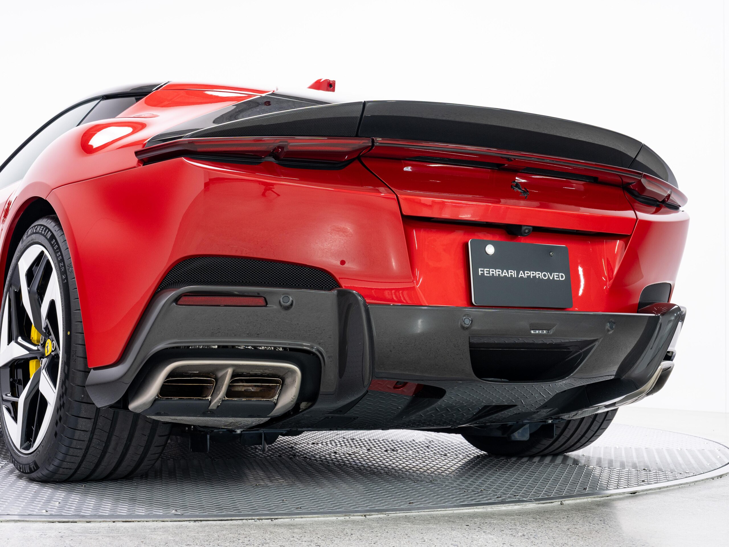 2025 Ferrari 12Cilindri — Photo 26 / 32