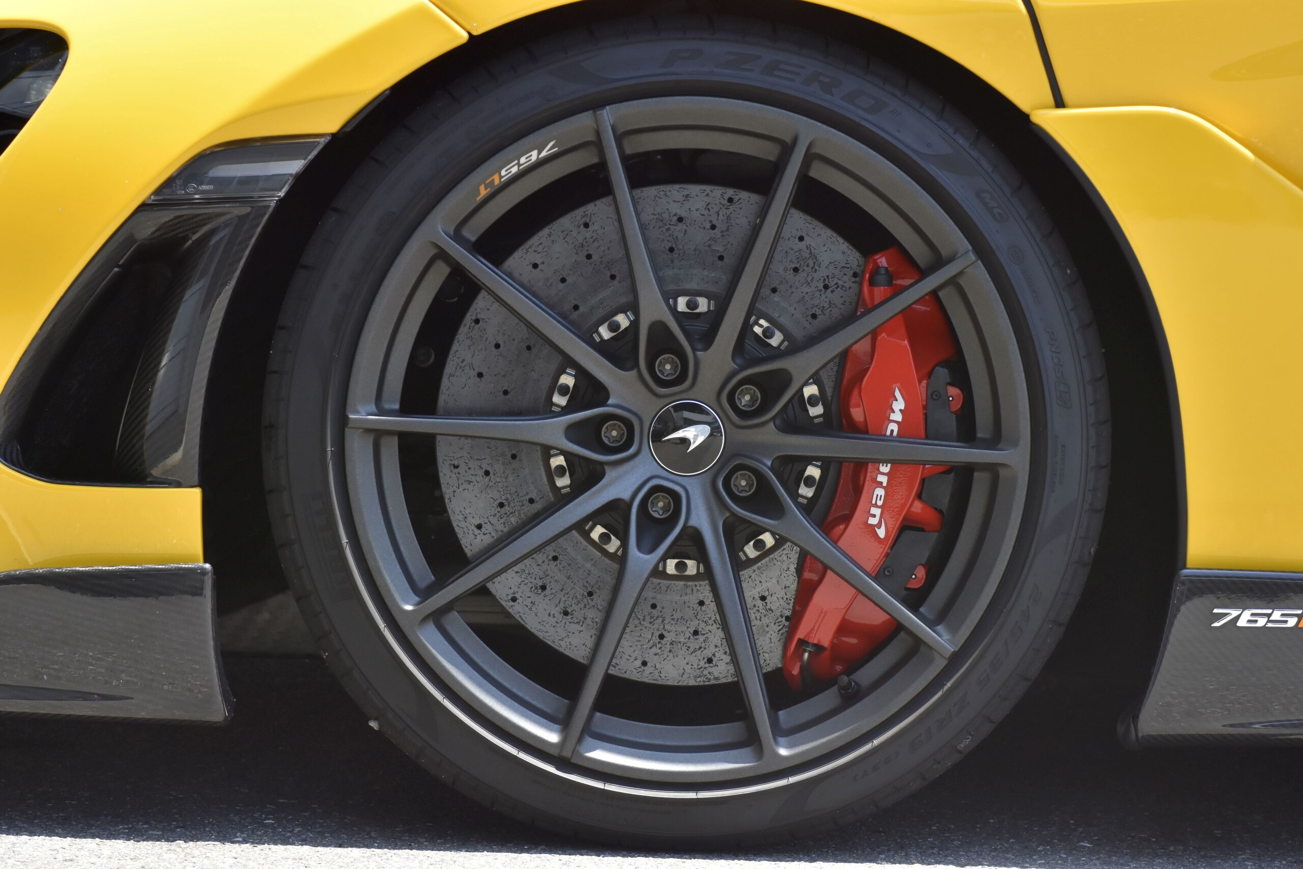 2021 McLaren 765LT — Photo 19 / 19
