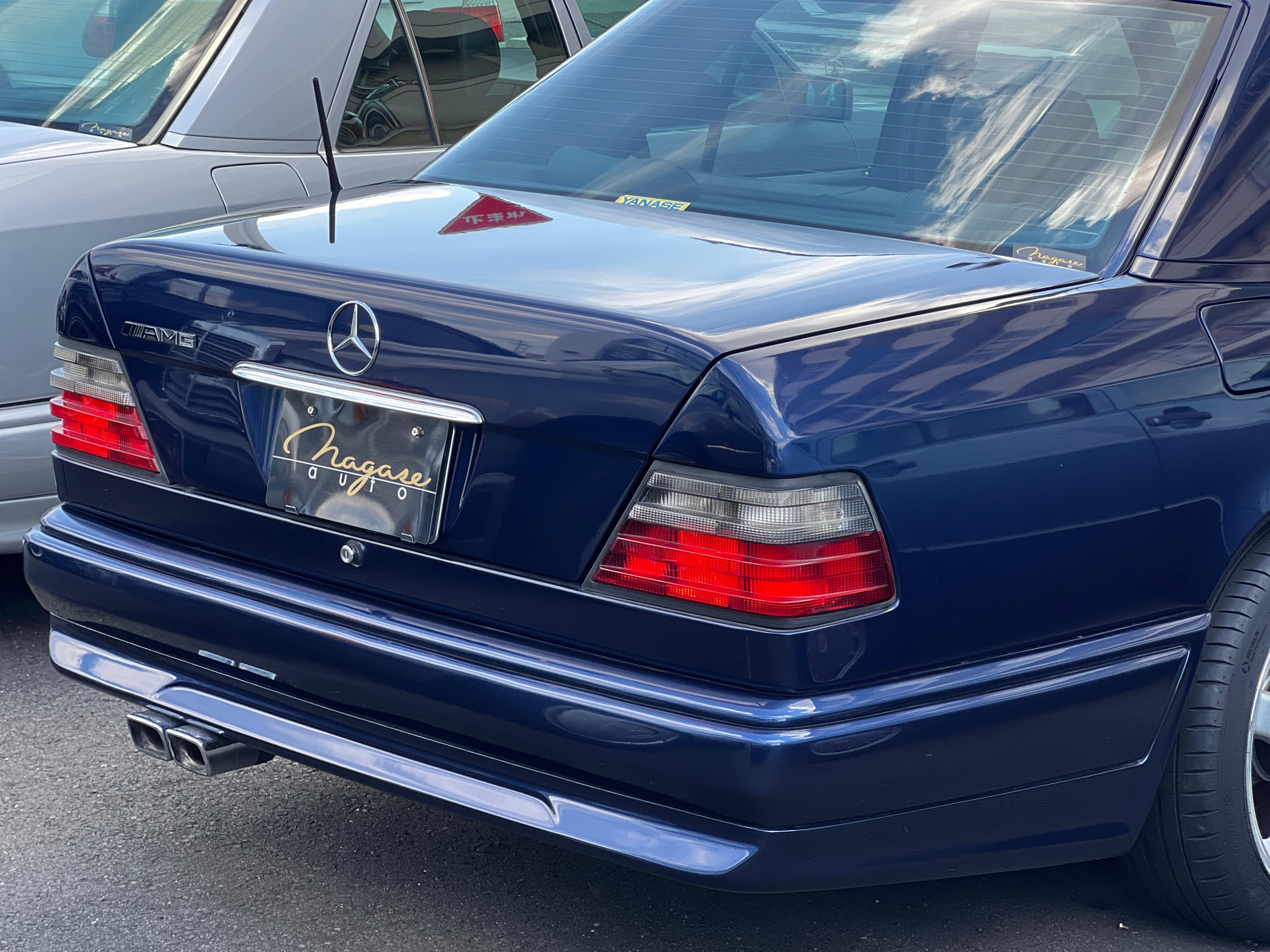 1994 Mercedes Benz E320 AMG — Photo 6 / 16