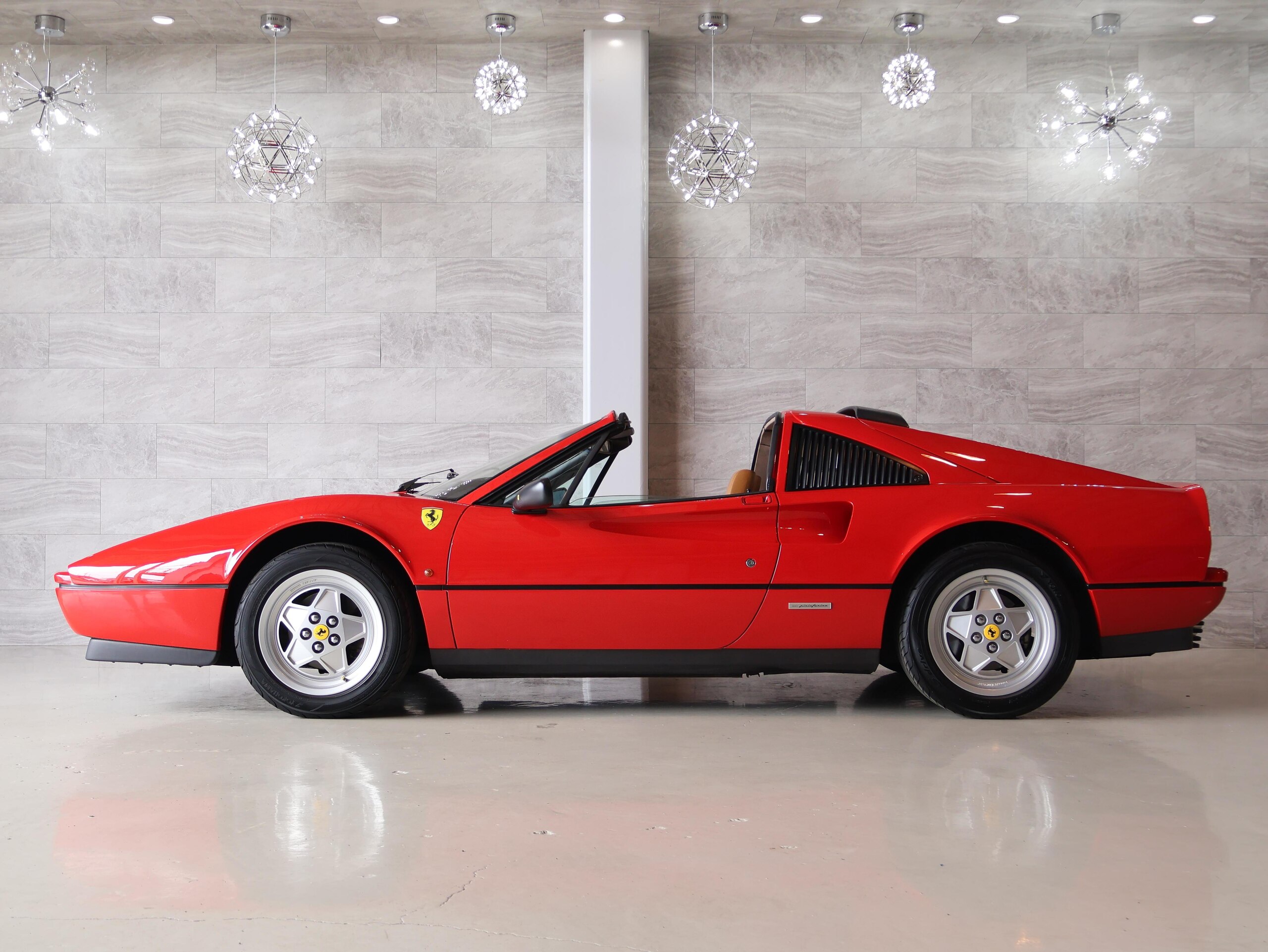 1989 Ferrari 328GTS — Photo 7 / 52