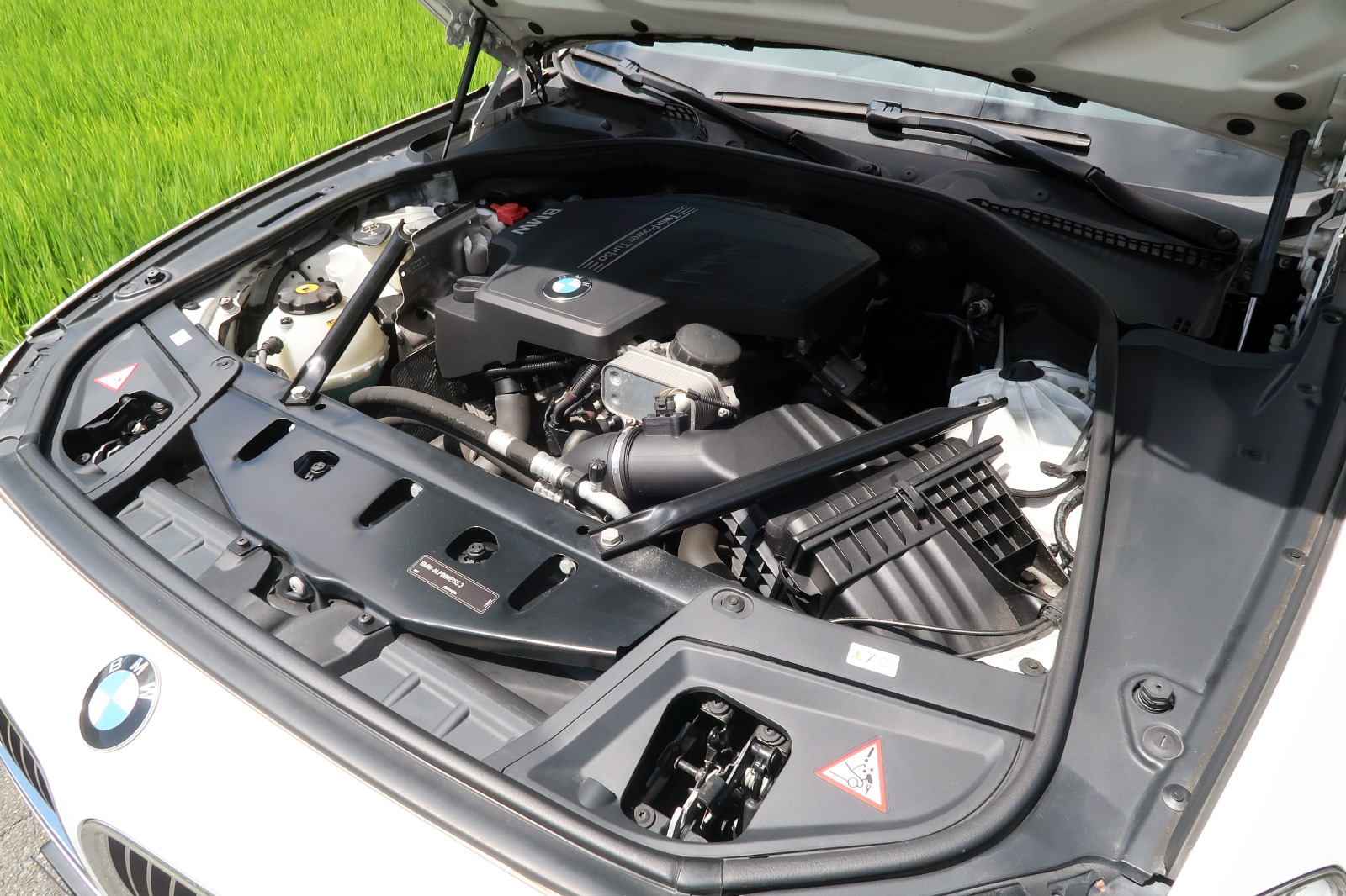 2012 BMW 528i M Sport — Photo 7 / 11