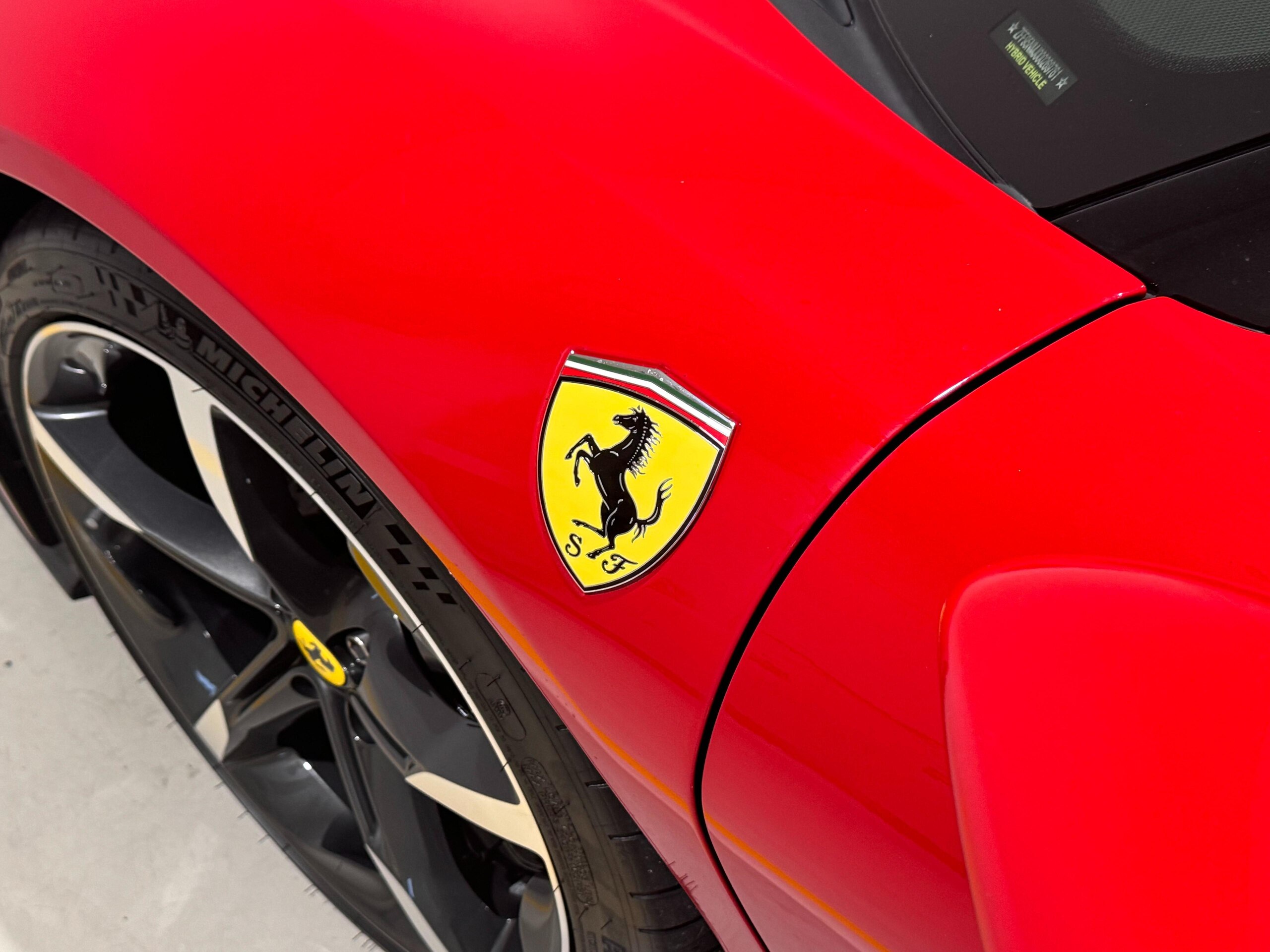 2021 Ferrari SF90 Stradale — Photo 8 / 29