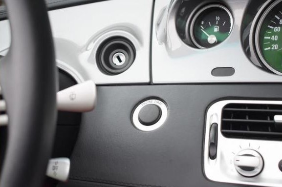 2000 BMW Z8 — Photo 20 / 25