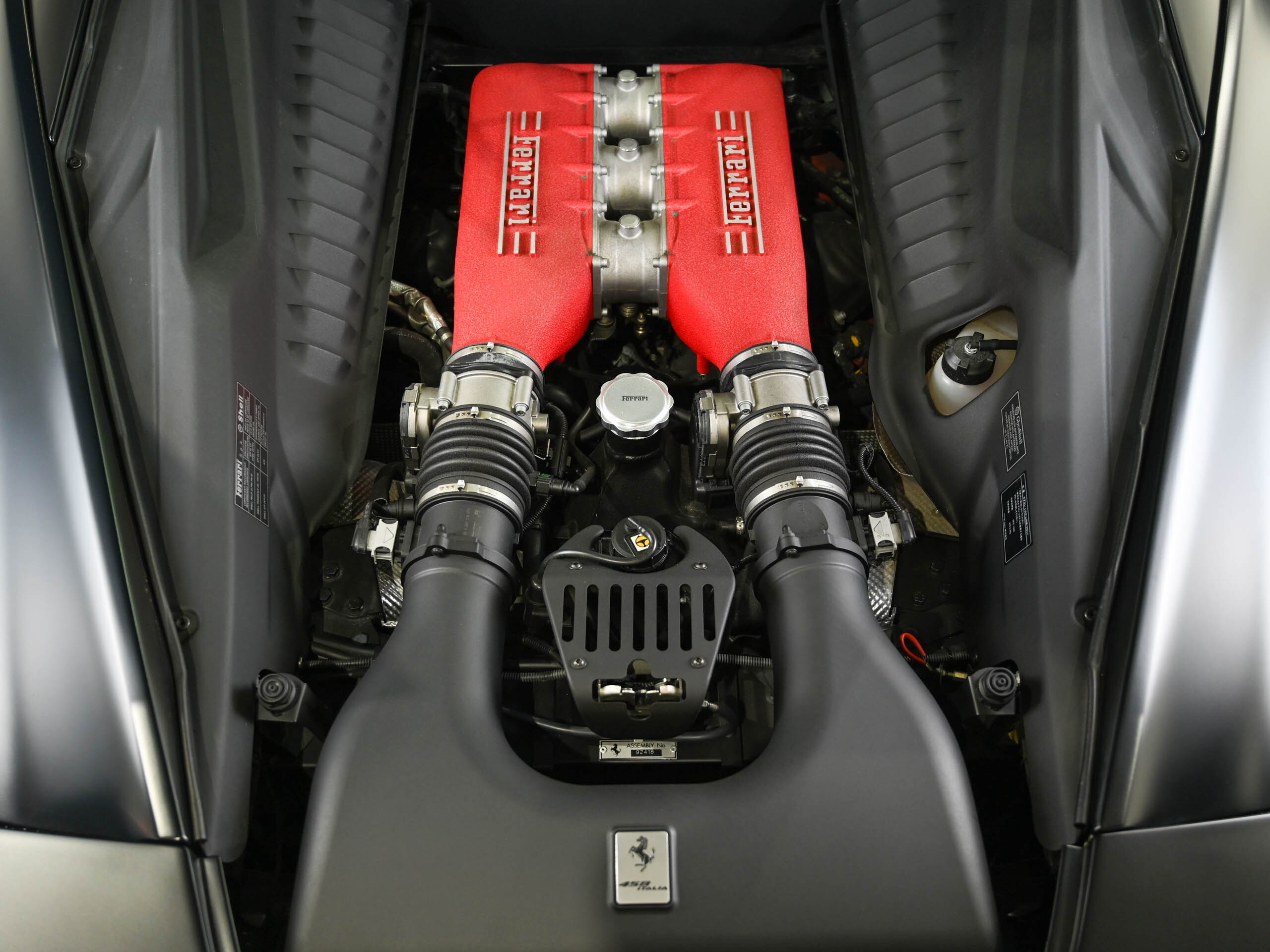 2010 Ferrari 458 Italia F1 DCT — Photo 21 / 22