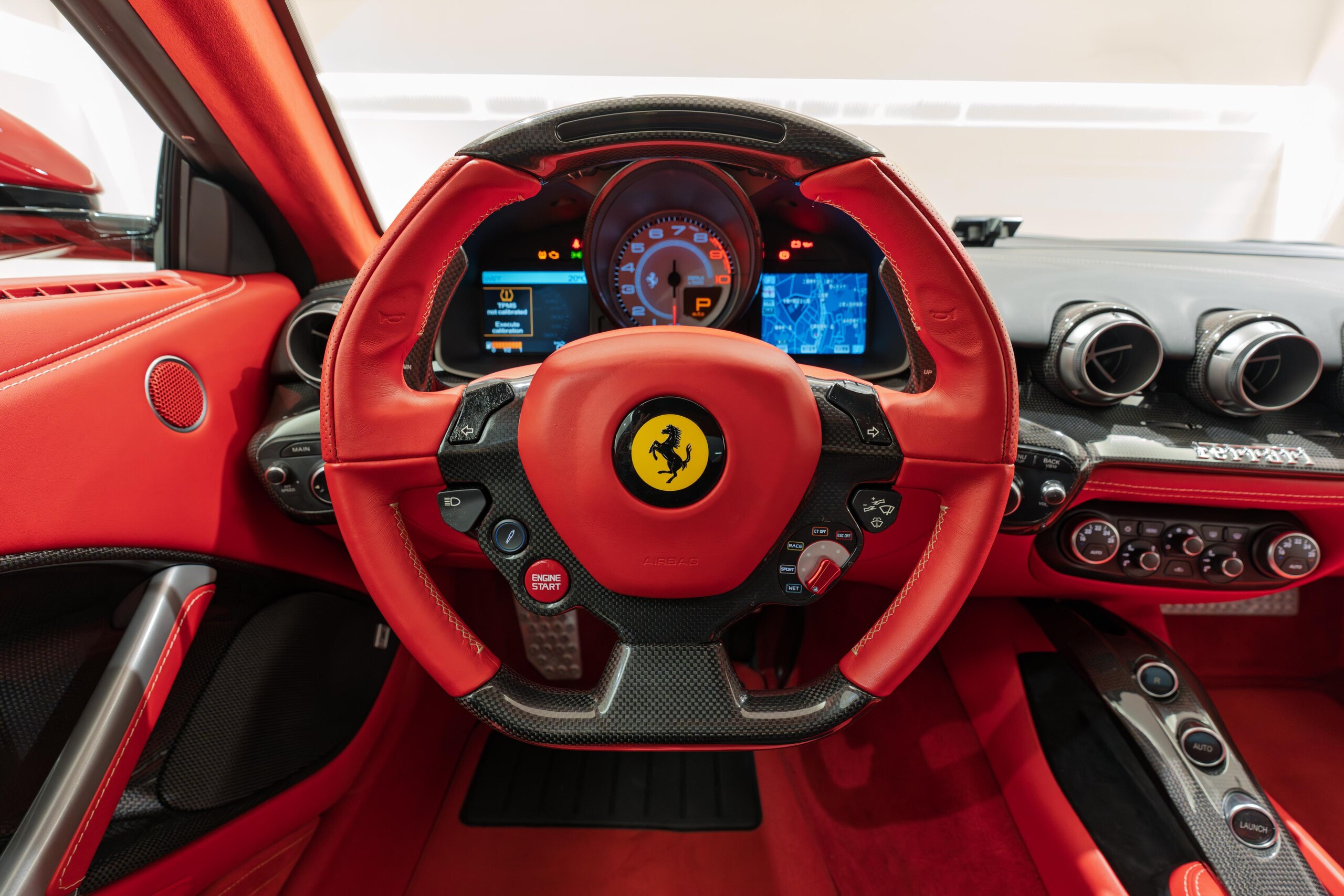 2015 Ferrari F12 Berlinetta — Photo 6 / 16