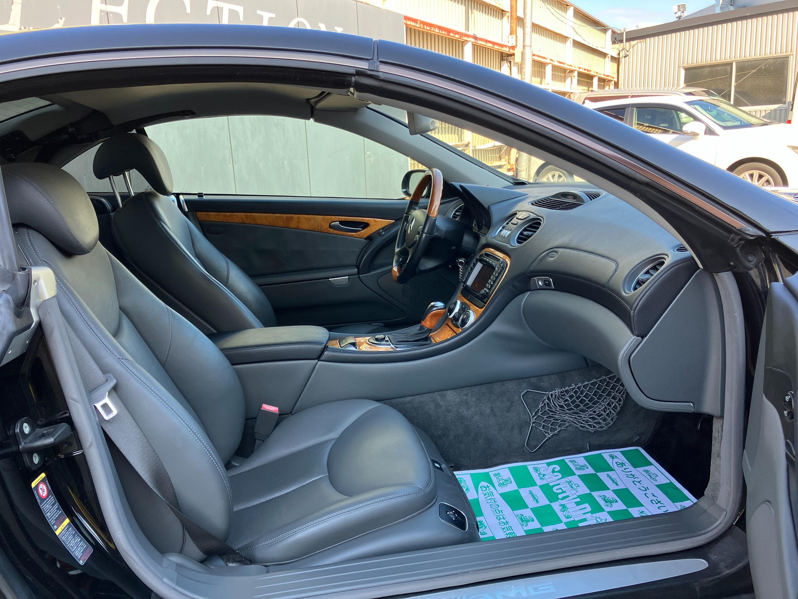 2003 Mercedes Benz SL350 — Photo 11 / 12