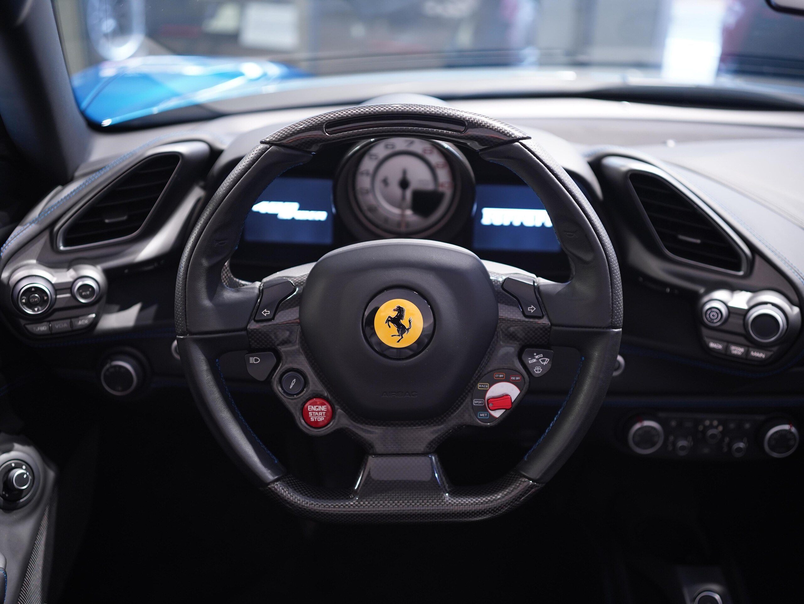 2016 Ferrari 488 Spider — Photo 7 / 20