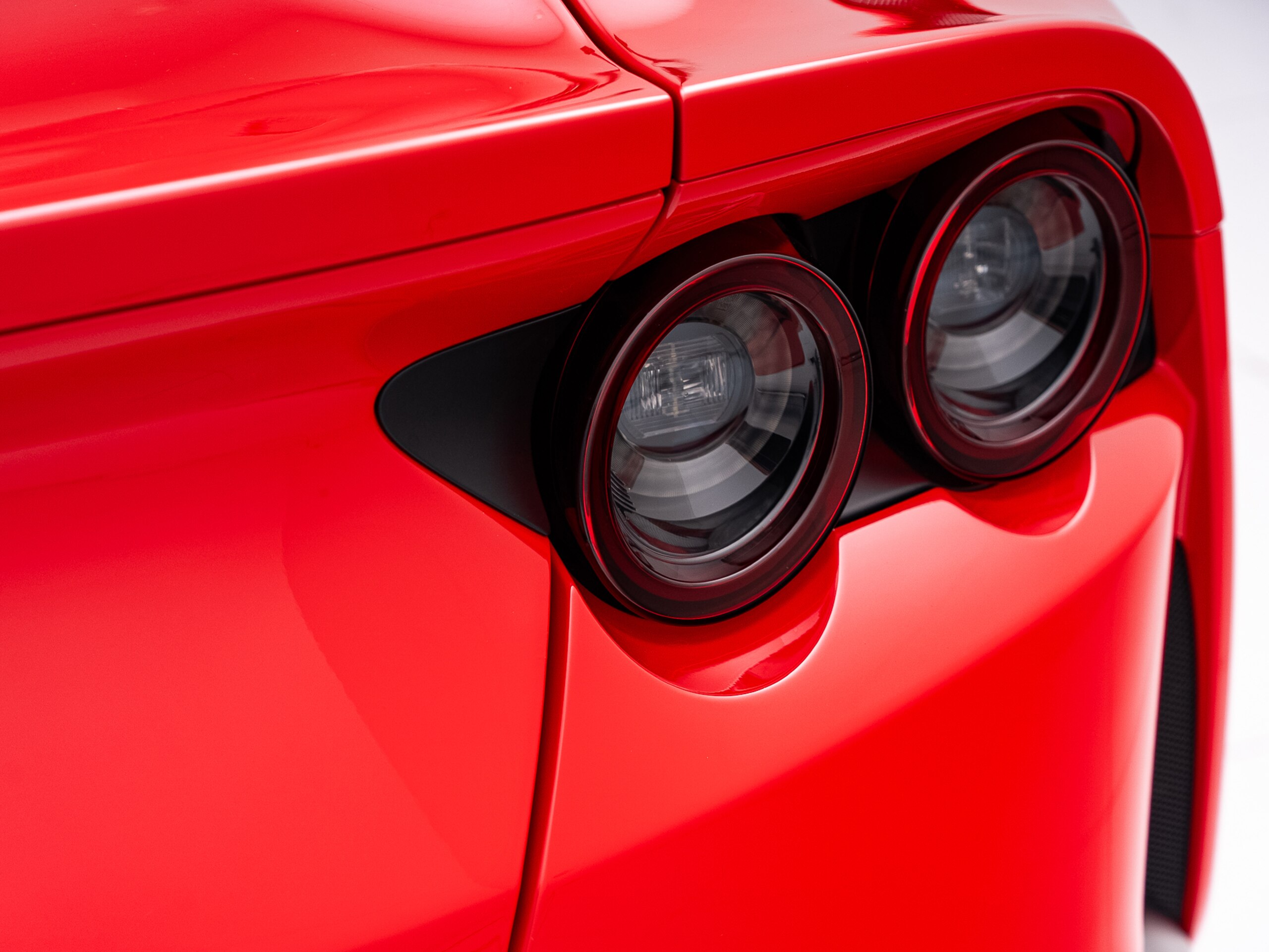 2021 Ferrari 812GTS — Photo 14 / 55