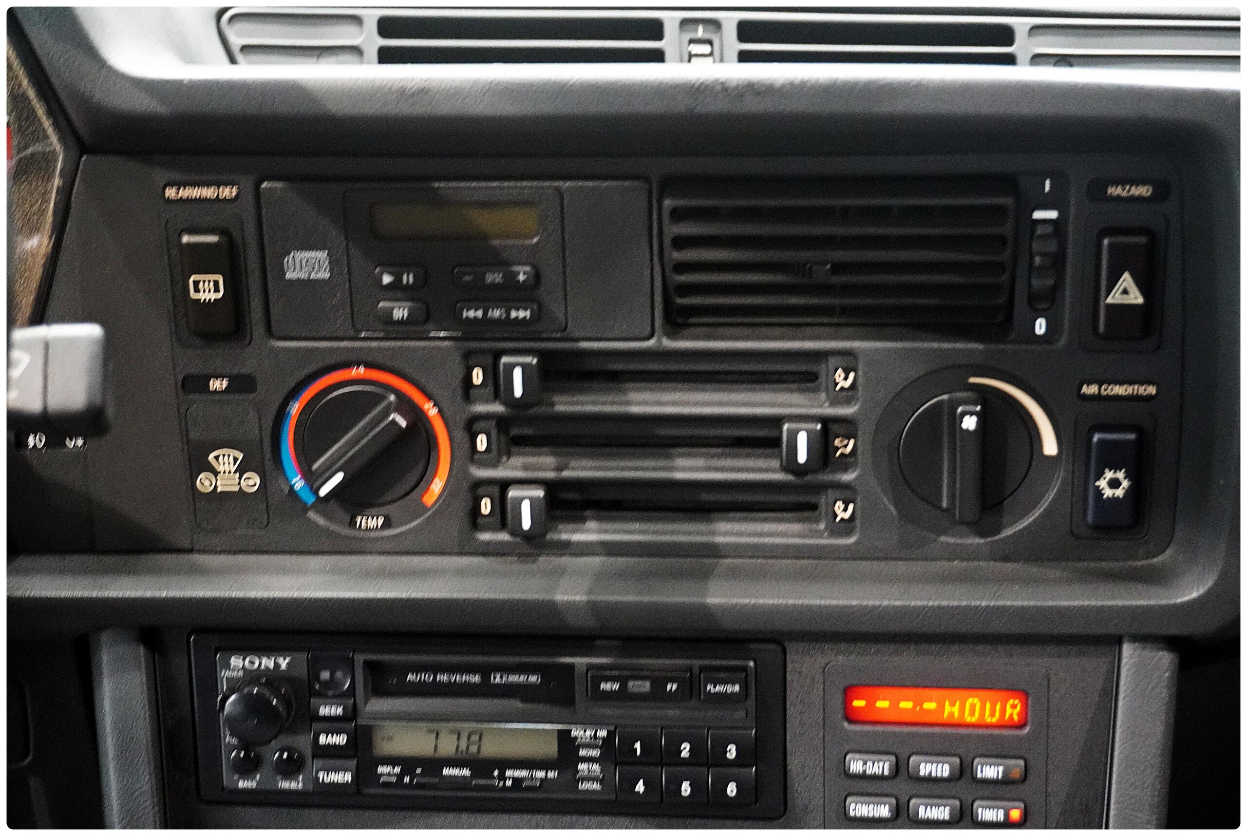 1977 BMW 635CSi — Photo 13 / 22