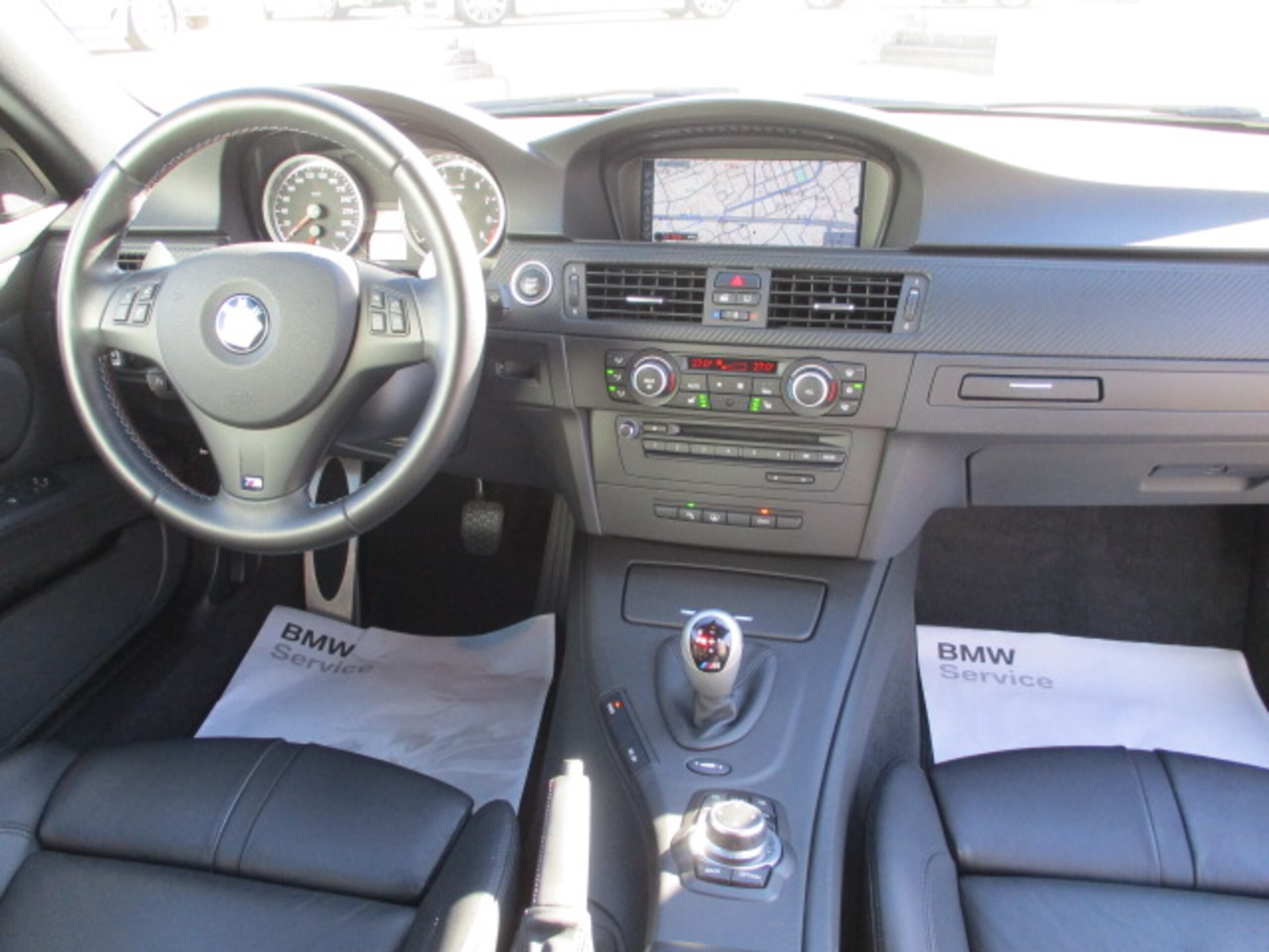 2010 BMW M3 Coupe — Photo 18 / 36