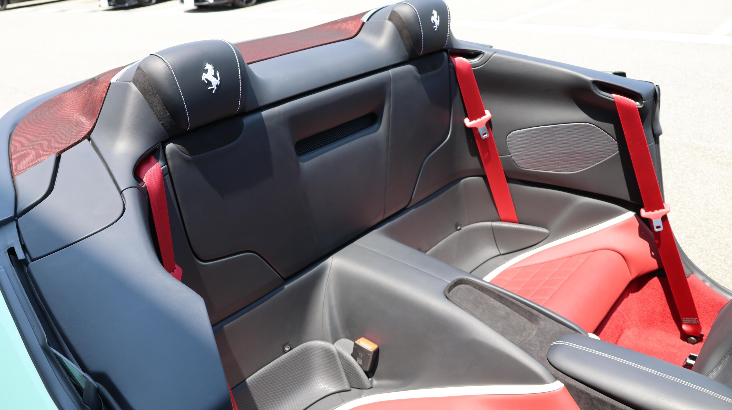 2025 Ferrari Roma — Photo 9 / 41