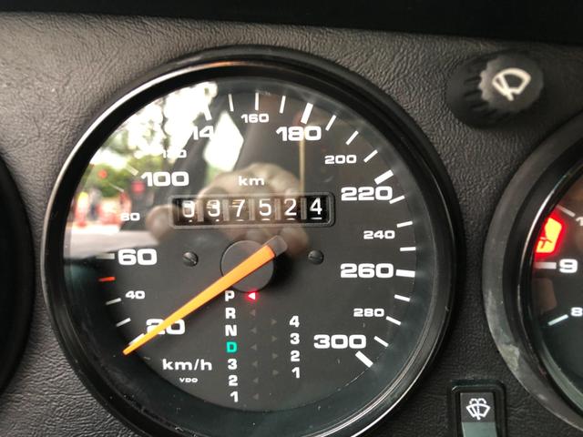 1991 Porsche 911 Carrera 2 — Photo 9 / 15