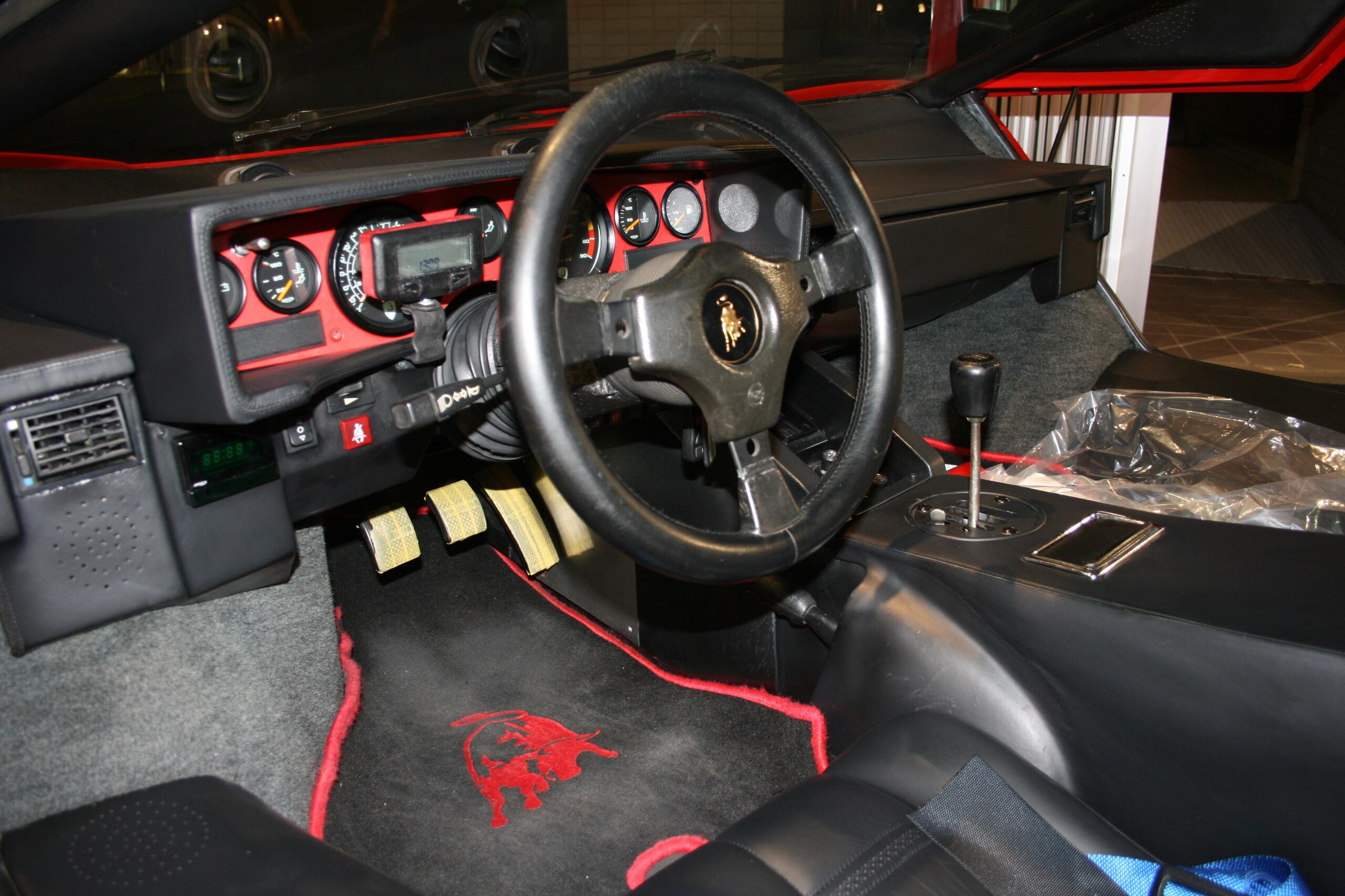 1986 Lamborghini Countach LP5000 Quattrovalvole — Photo 9 / 21