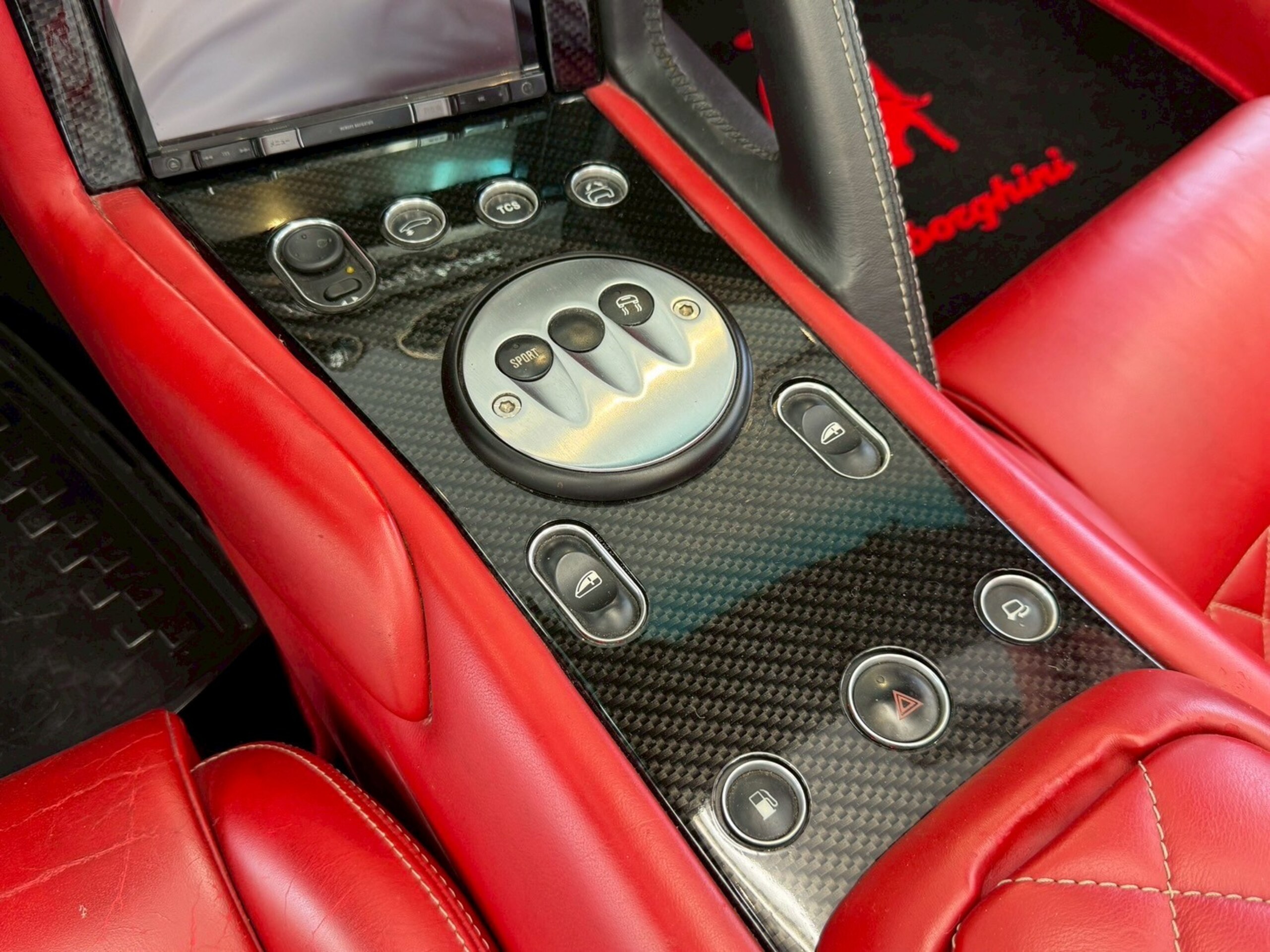 2007 Lamborghini Murcielago Roadster — Photo 11 / 16