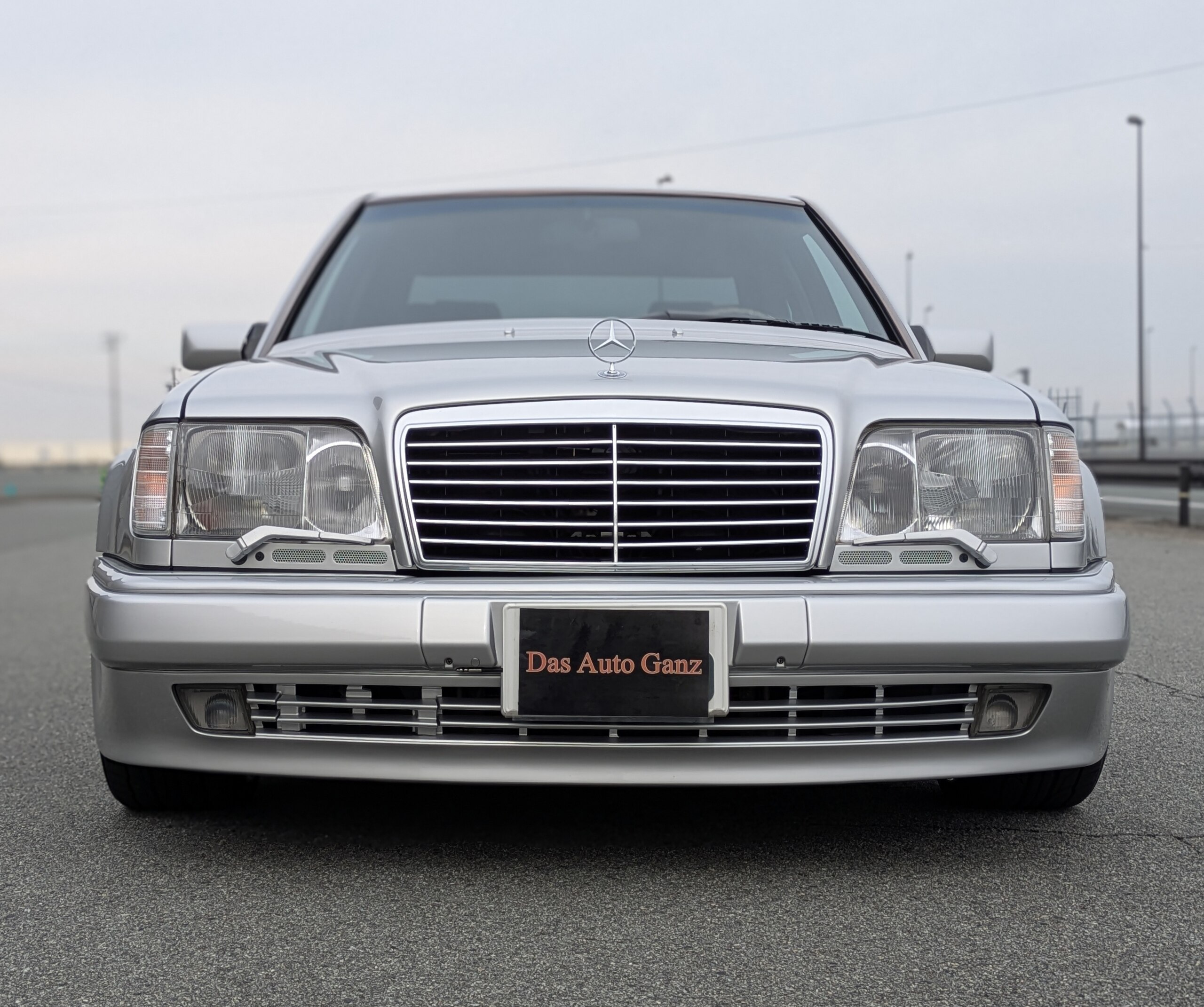 1993 Mercedes Benz 500E WDB1240361B960368 for sale in Japan