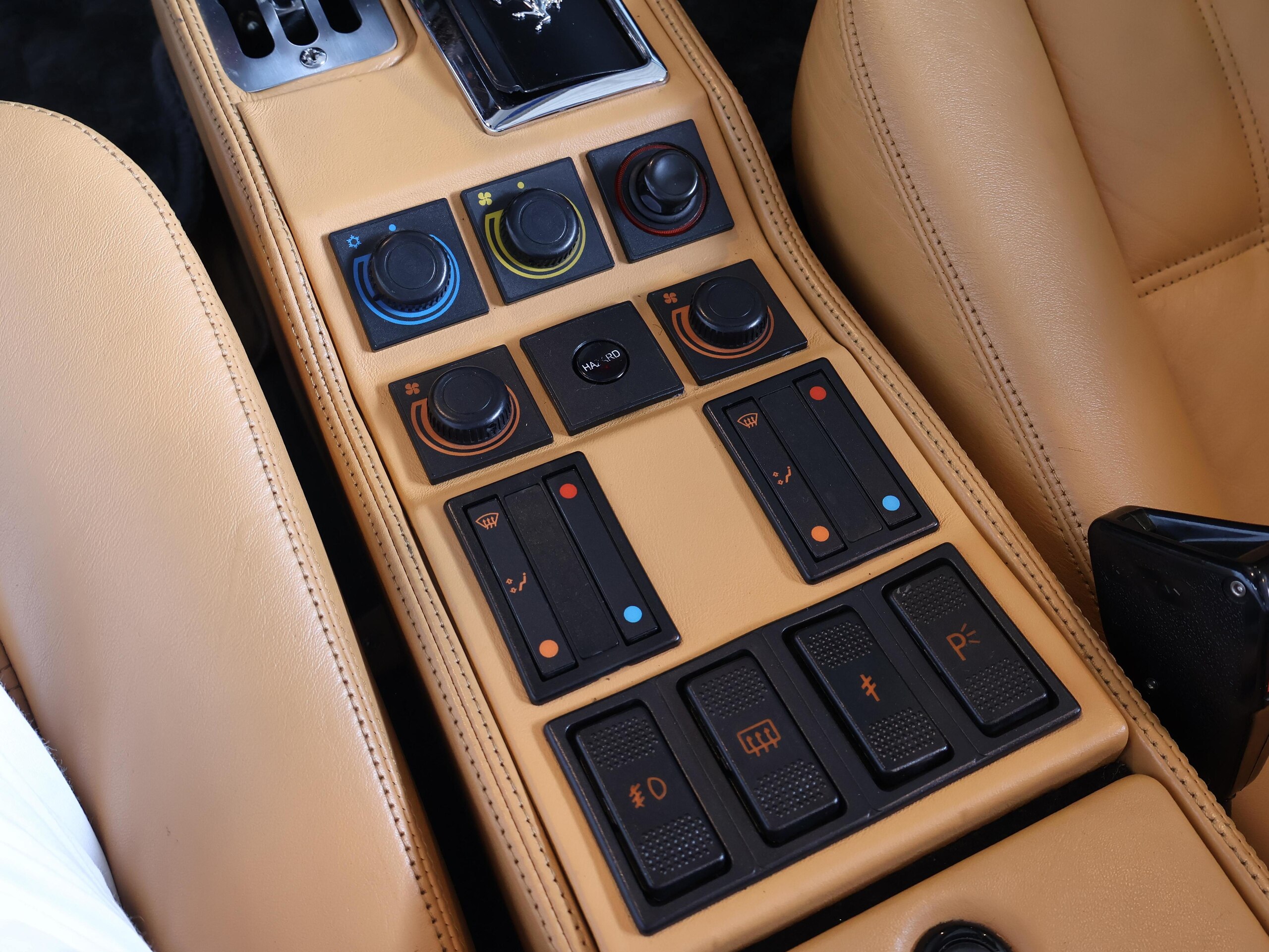 1989 Ferrari 328GTS — Photo 26 / 52