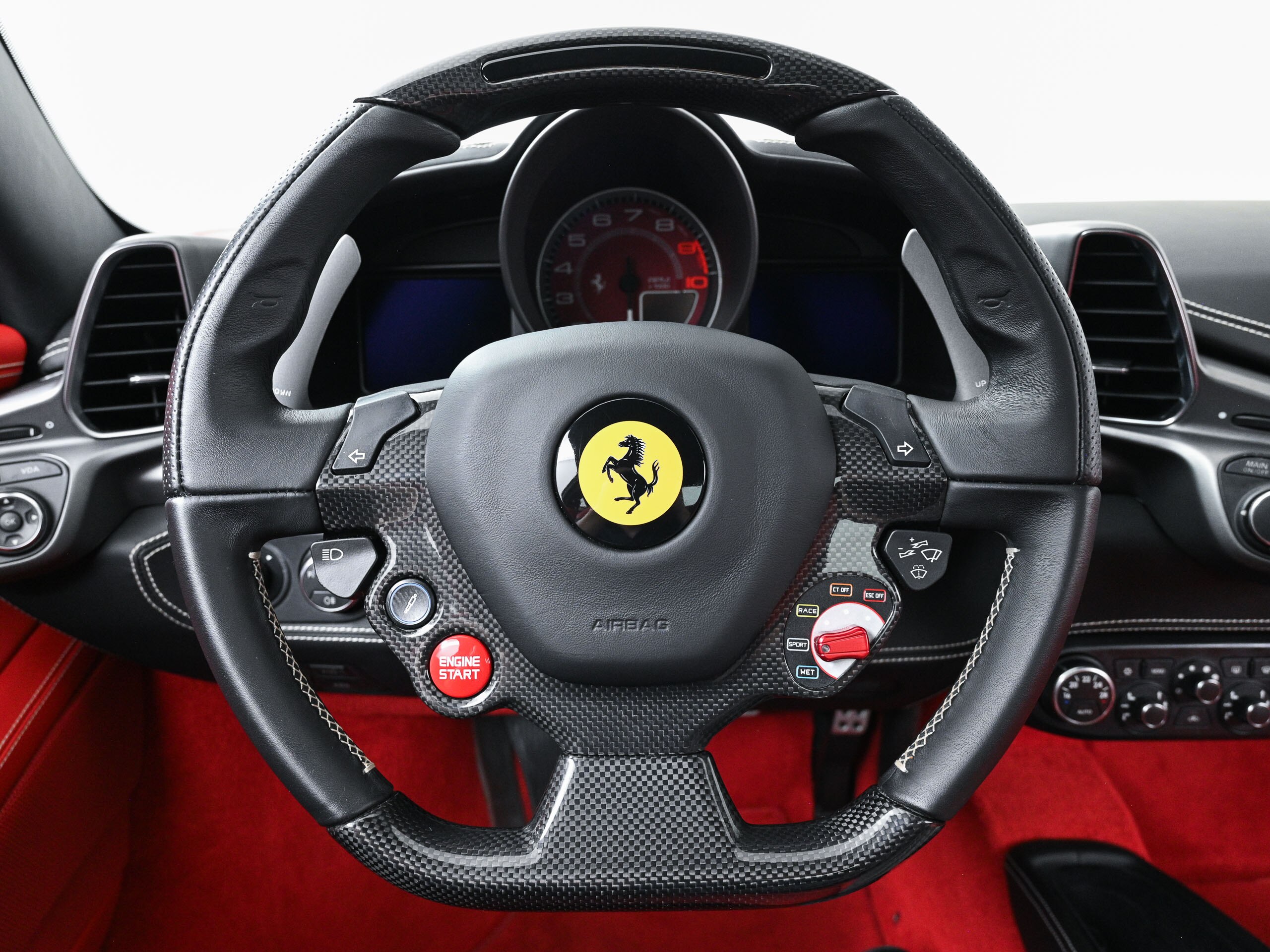 2014 Ferrari 458 Italia F1 DCT — Photo 10 / 20