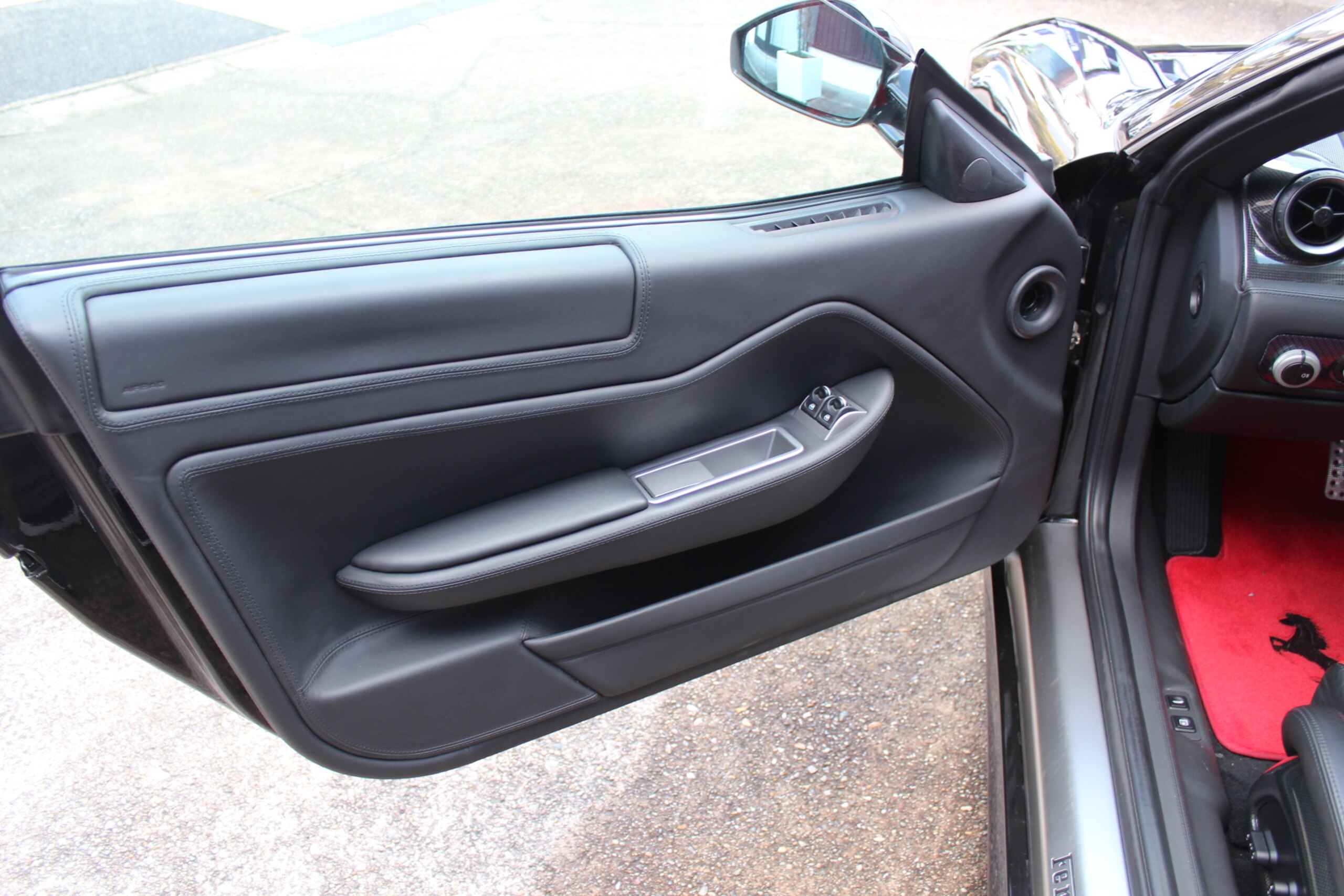 2007 Ferrari 599 GTB — Photo 12 / 16