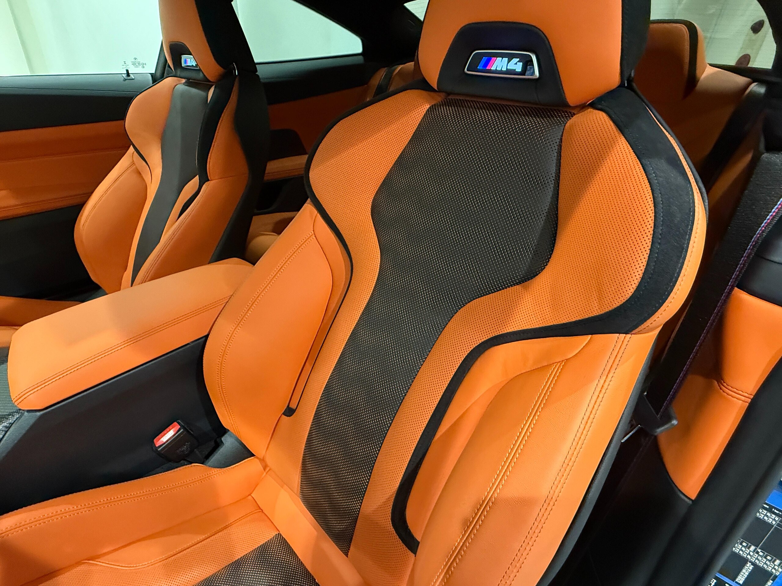 2022 BMW M4 Competition — Photo 12 / 26
