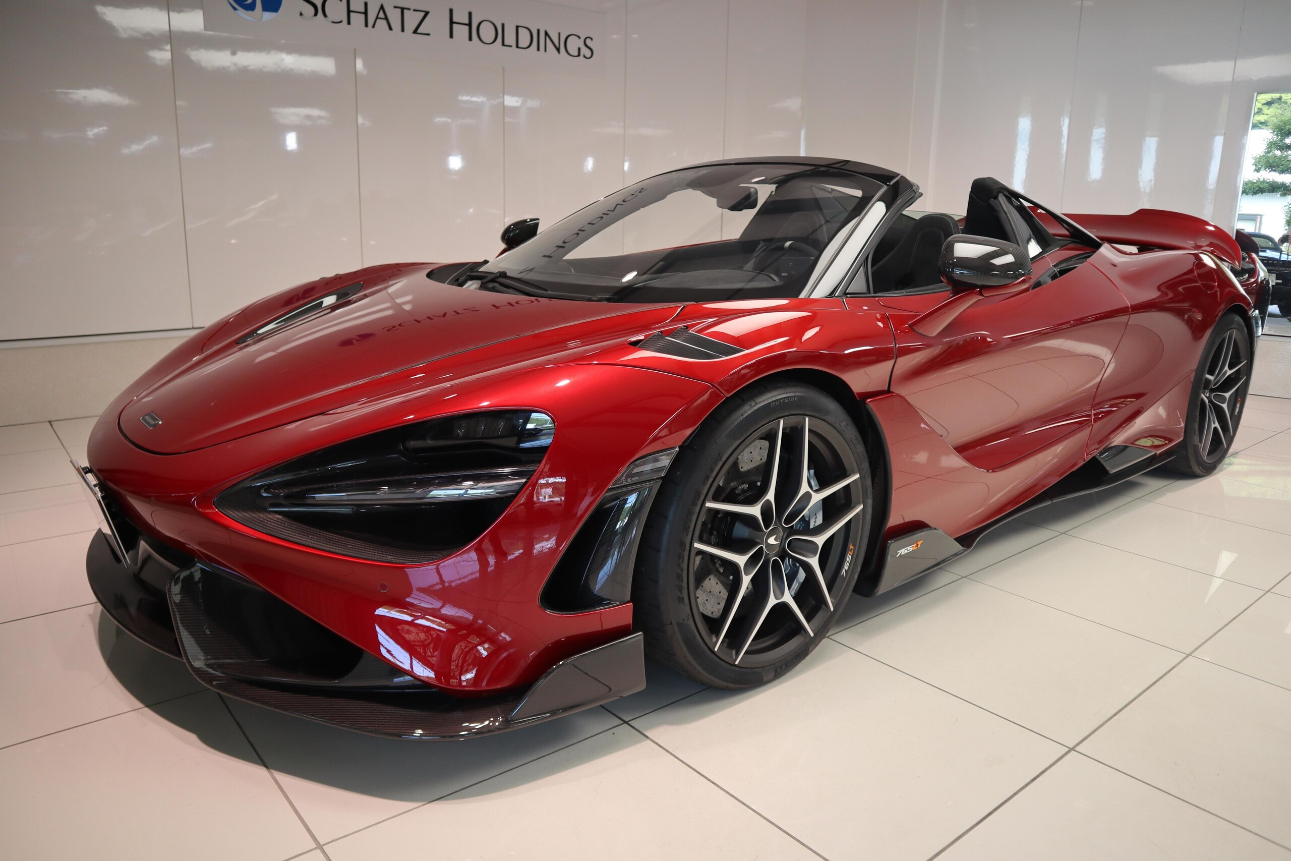 2023 McLaren 765LT Spider — Photo 33 / 49